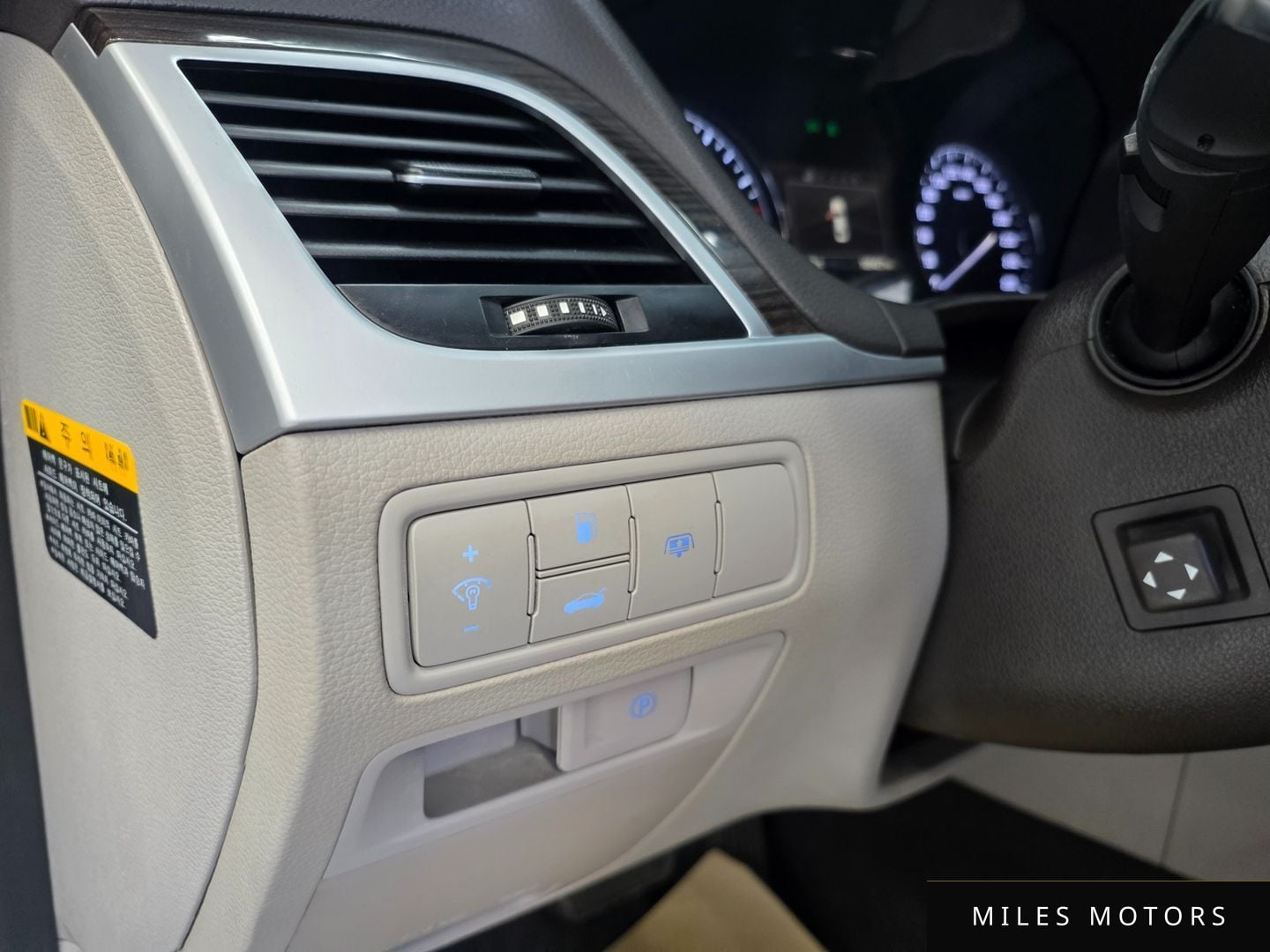 Hyundai Genesis 2015 — миниатюра 12