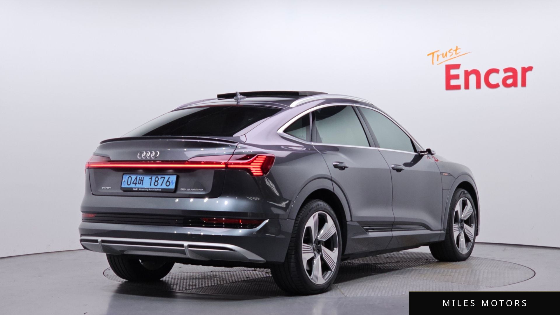 Audi e-tron 2021 — миниатюра 2
