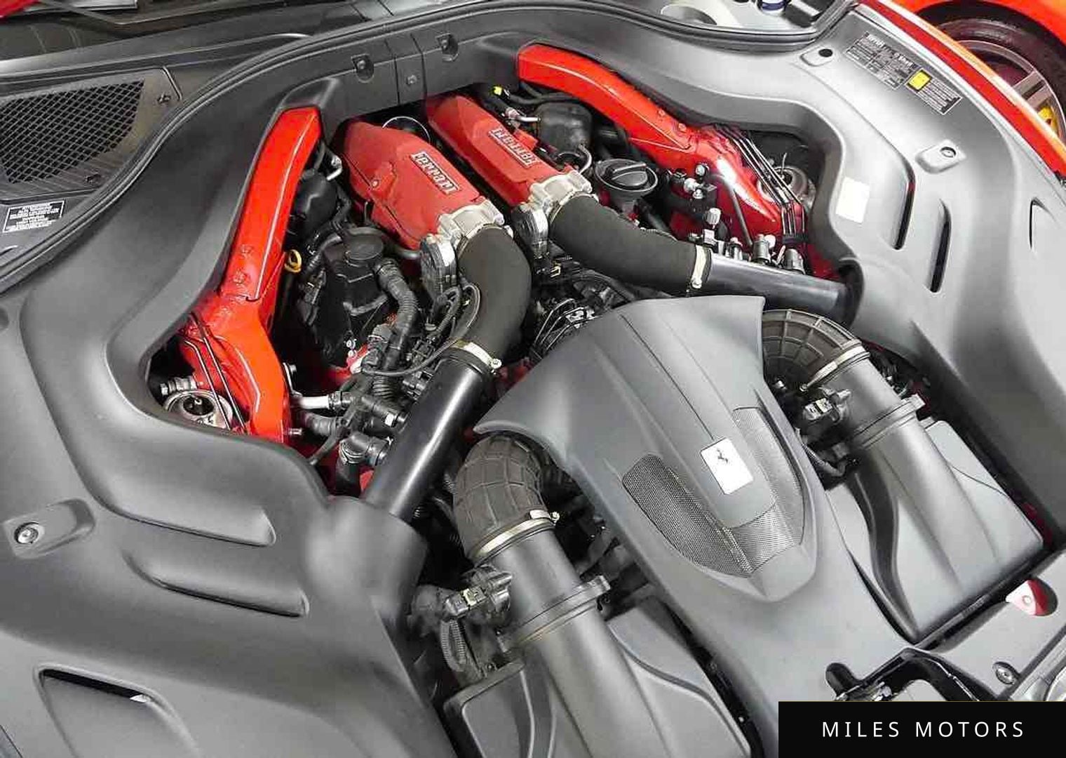 Ferrari 포르토피노 2020 — миниатюра 5