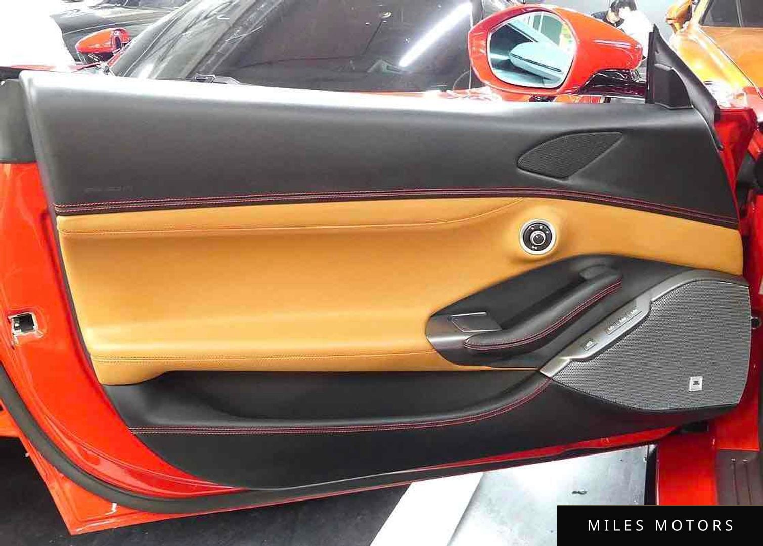 Ferrari 포르토피노 2020 — миниатюра 16