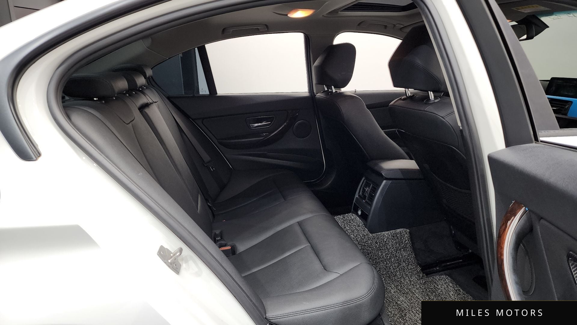 BMW 3 Series (F30) 2013 — миниатюра 11