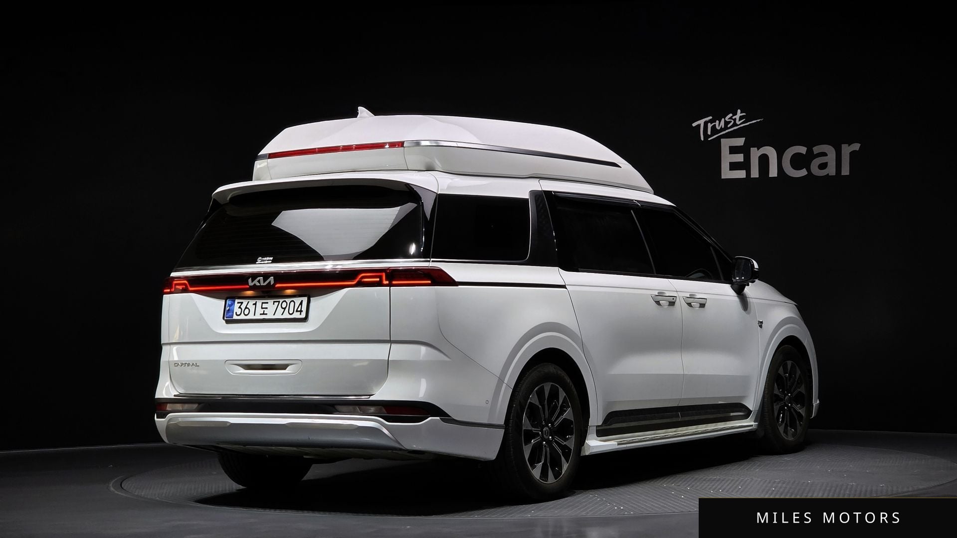 Kia Carnival 2023 — миниатюра 2