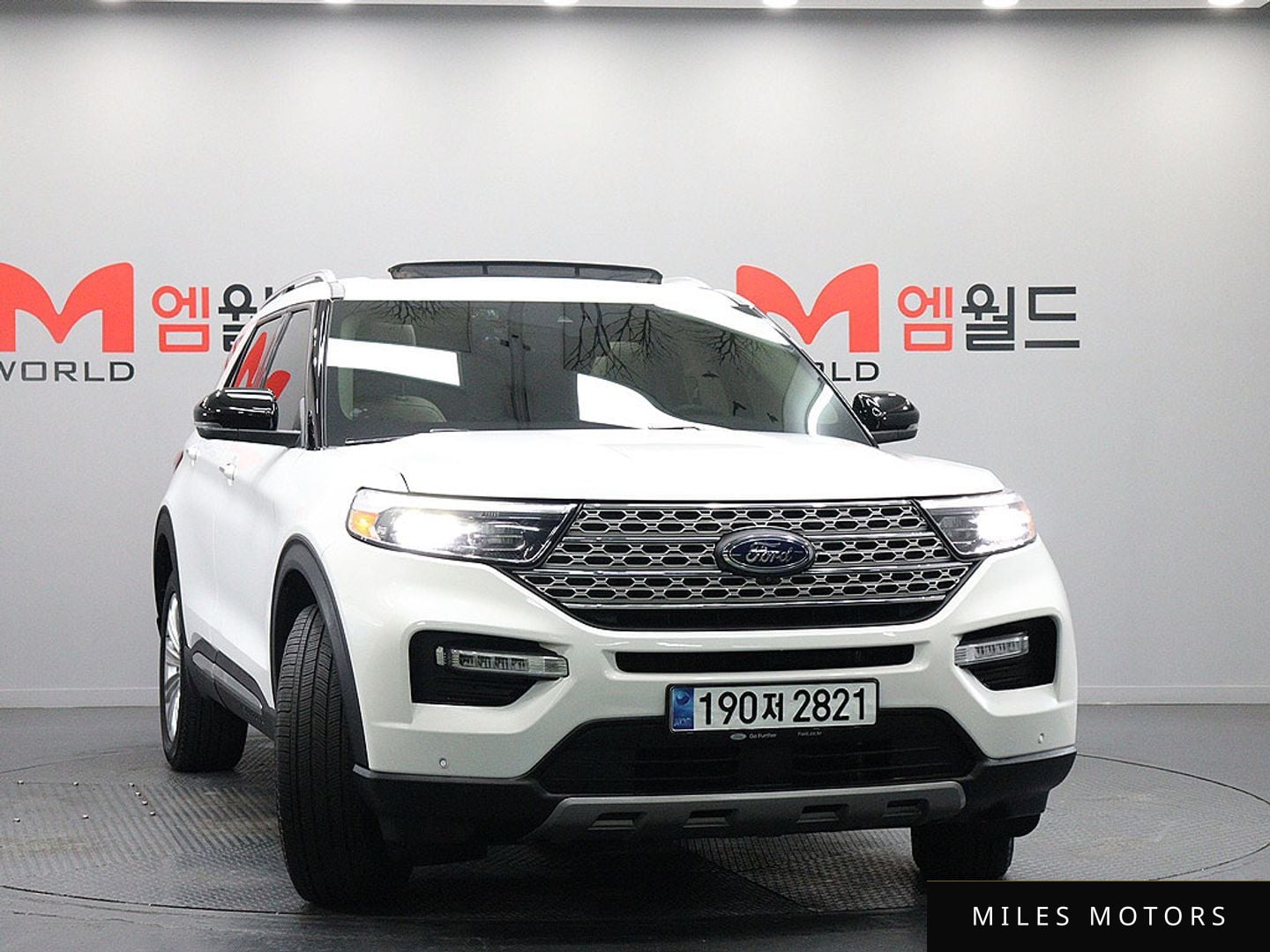 Ford Explorer 2023 — миниатюра 2