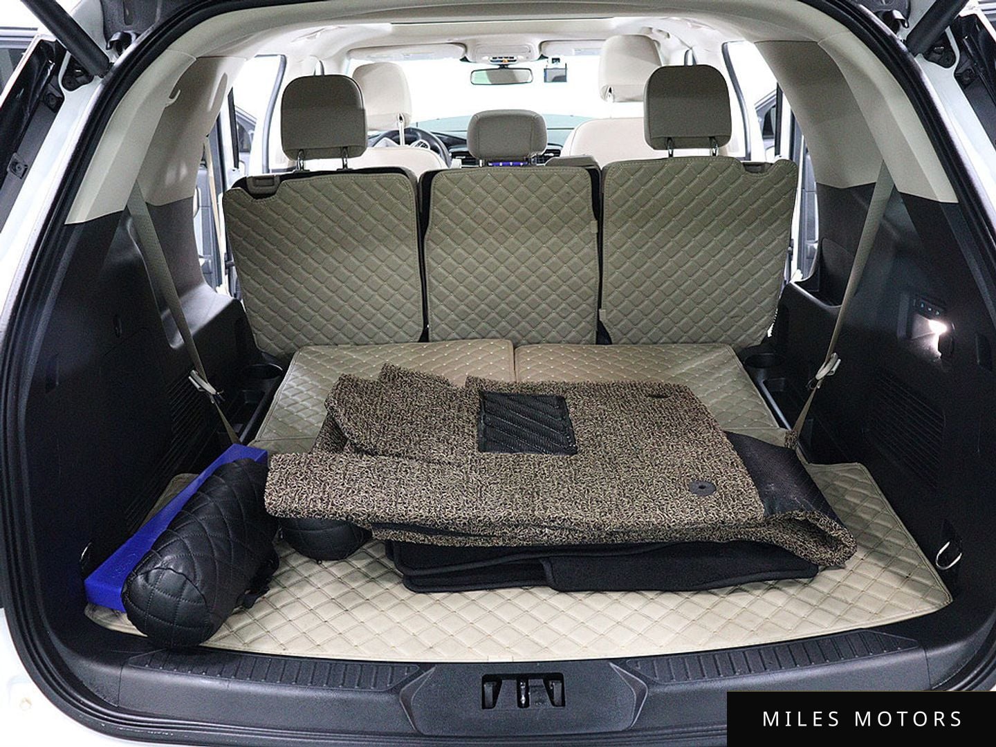Ford Explorer 2023 — миниатюра 5