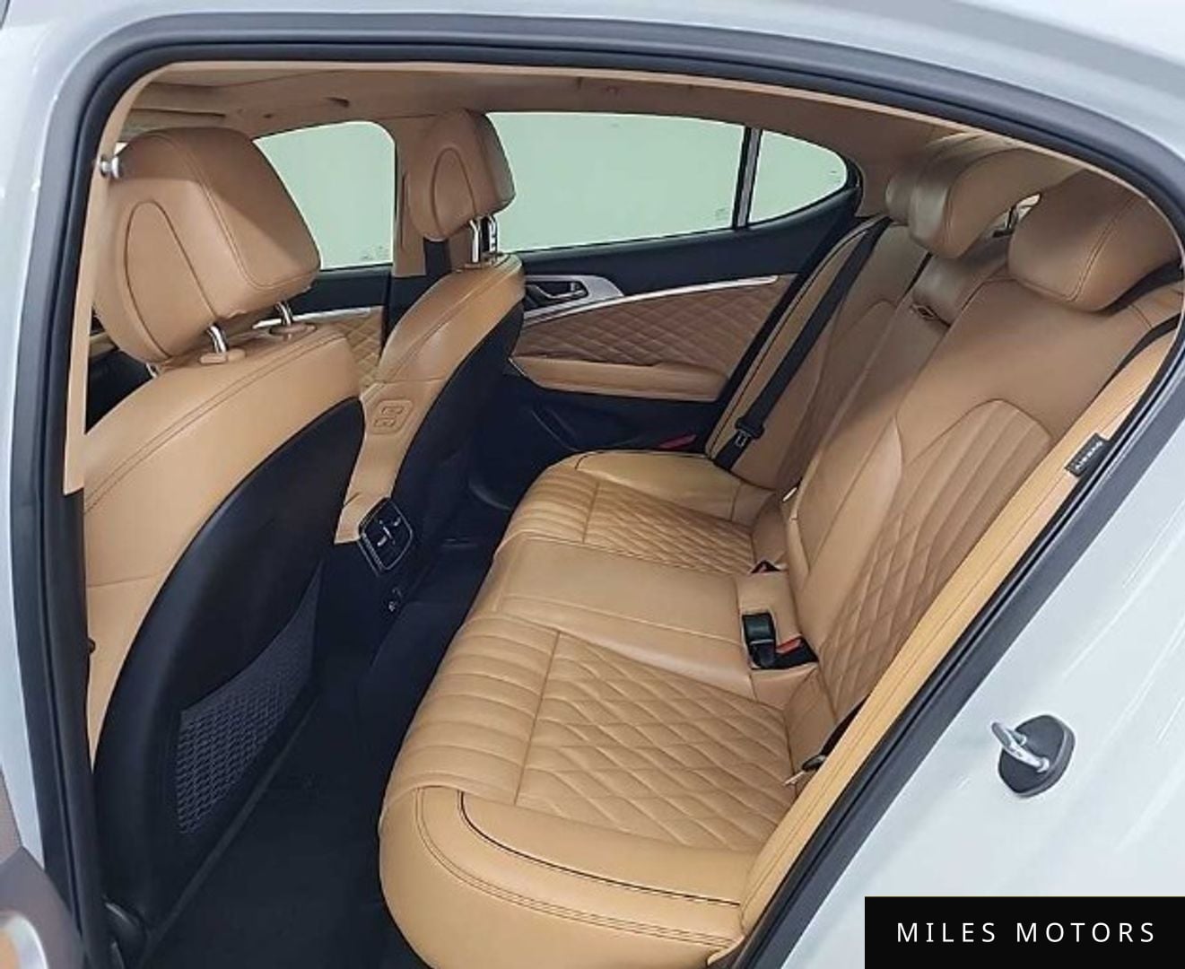 Genesis G70 2023 — миниатюра 12