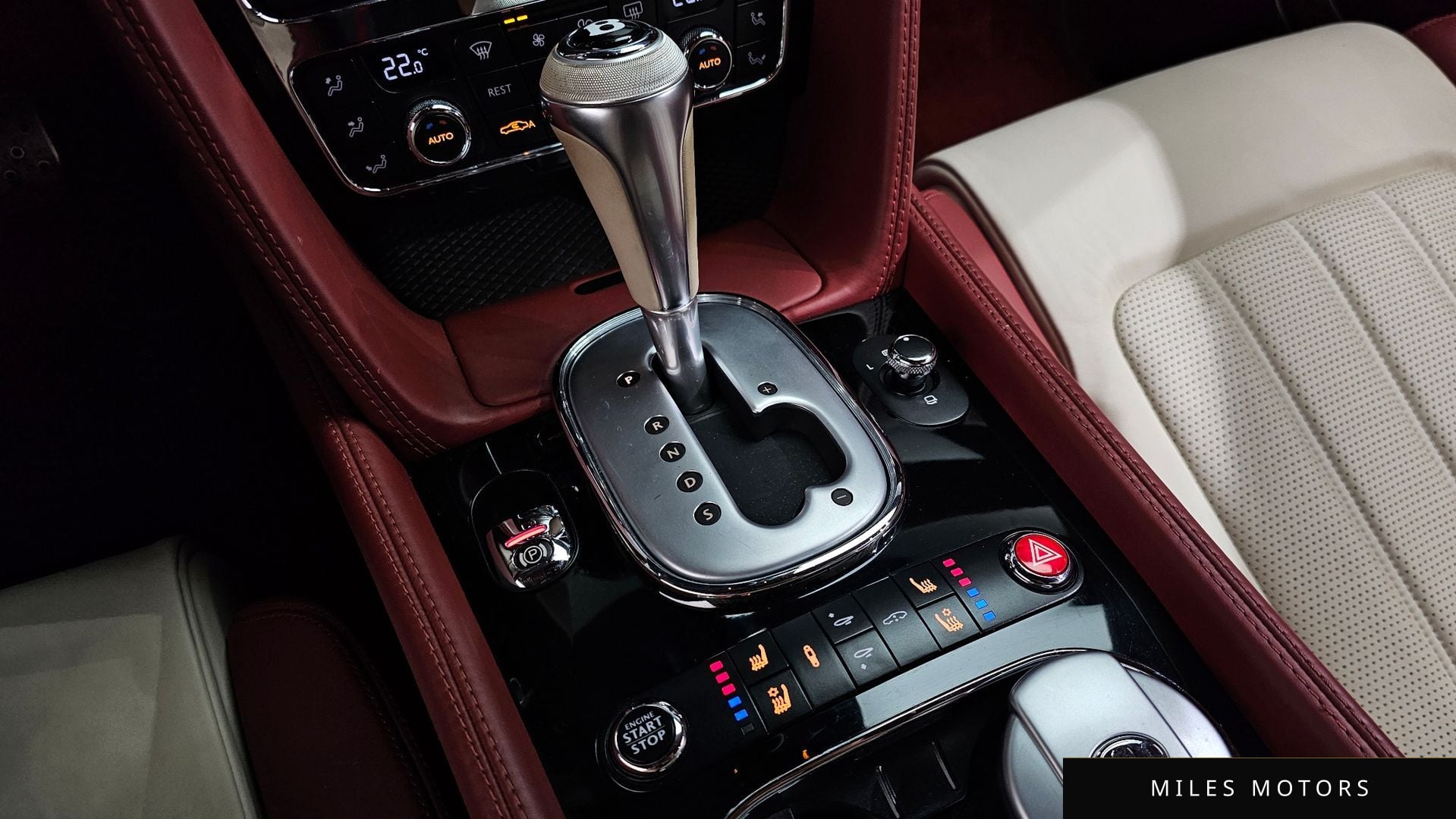 Bentley 컨티넨탈 GT 2014 — миниатюра 9