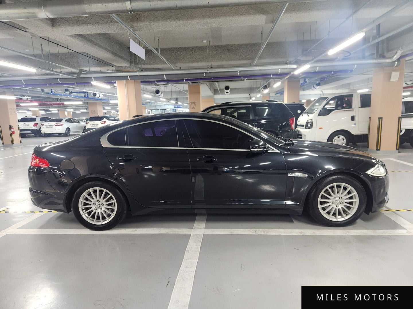 Jaguar XF 2012 — миниатюра 7