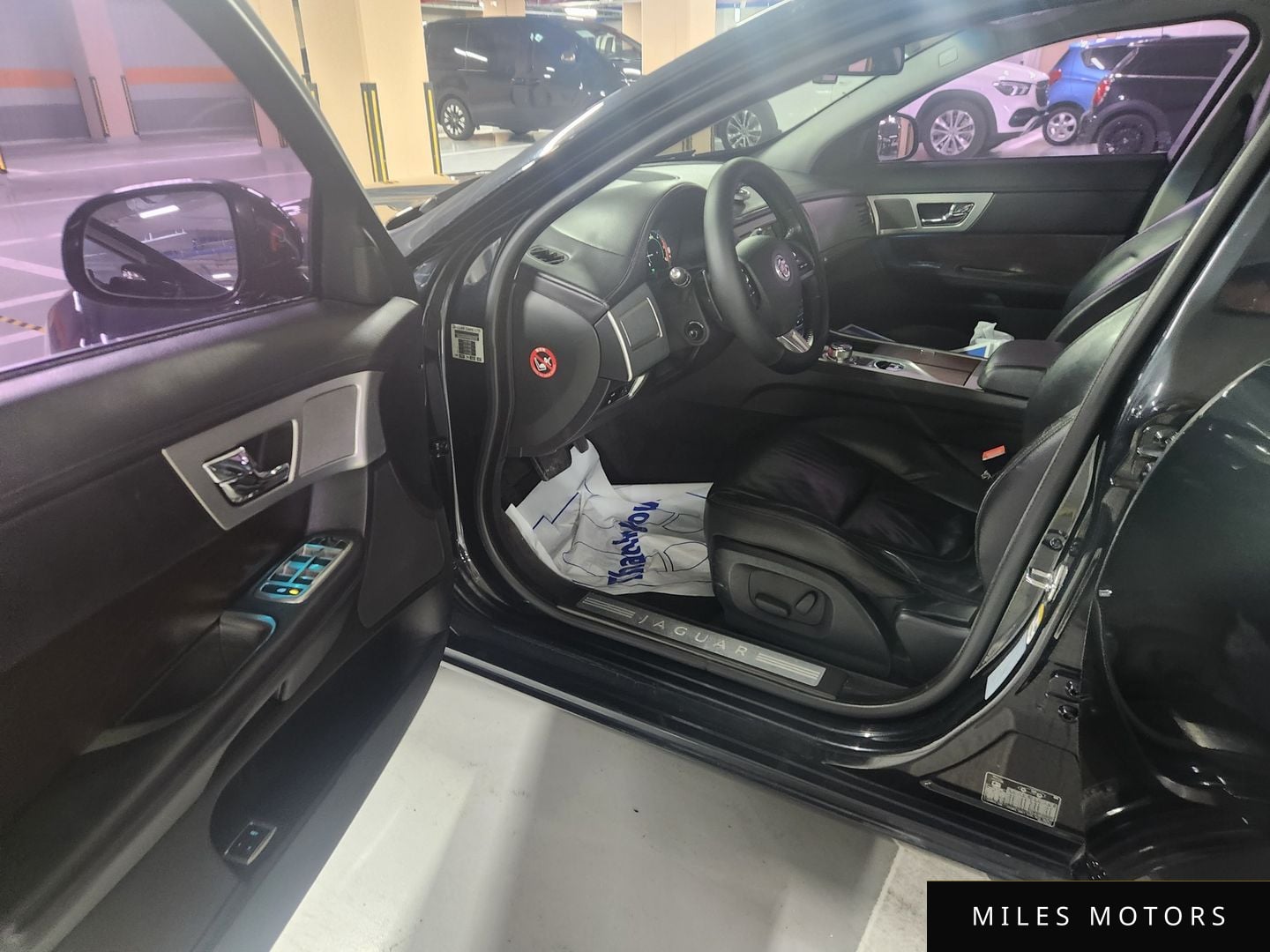 Jaguar XF 2012 — миниатюра 11