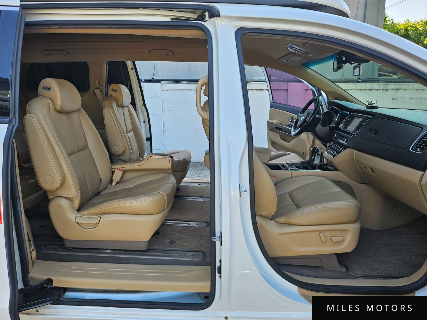 Kia Canival 2016 — миниатюра 8
