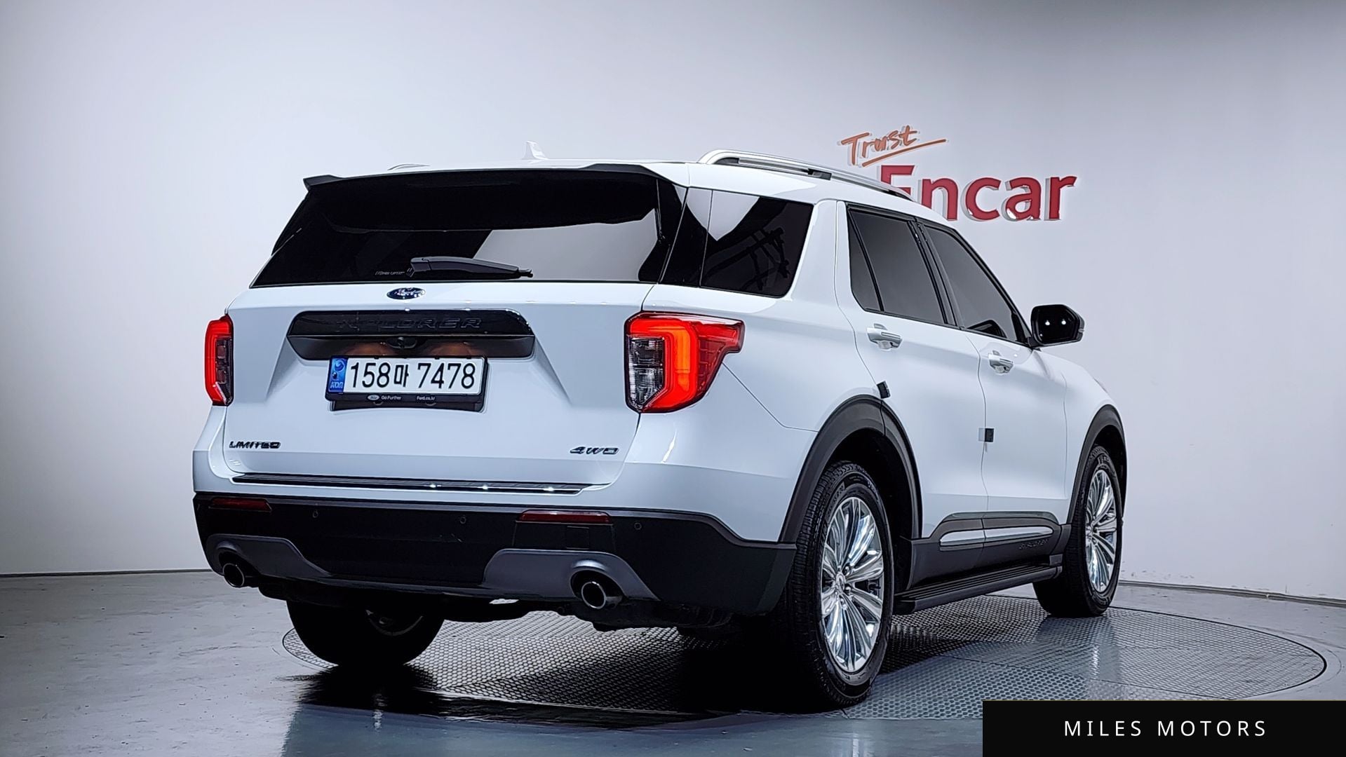 Ford Explorer 2022 — миниатюра 2