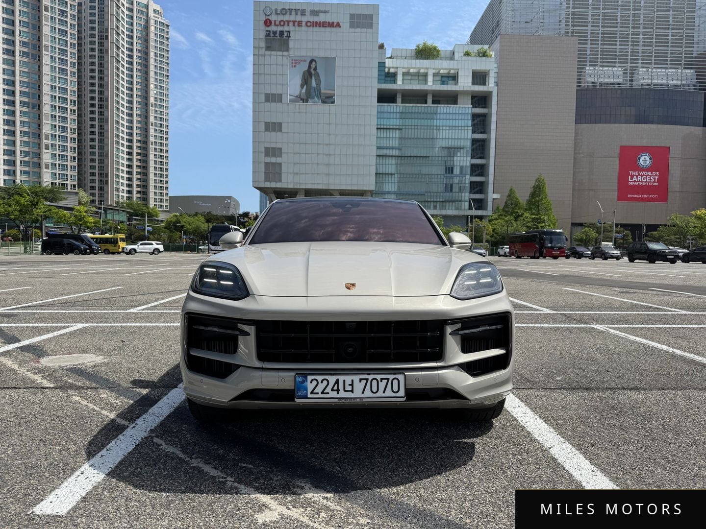 Porsche Cayenne 2025 — миниатюра 3