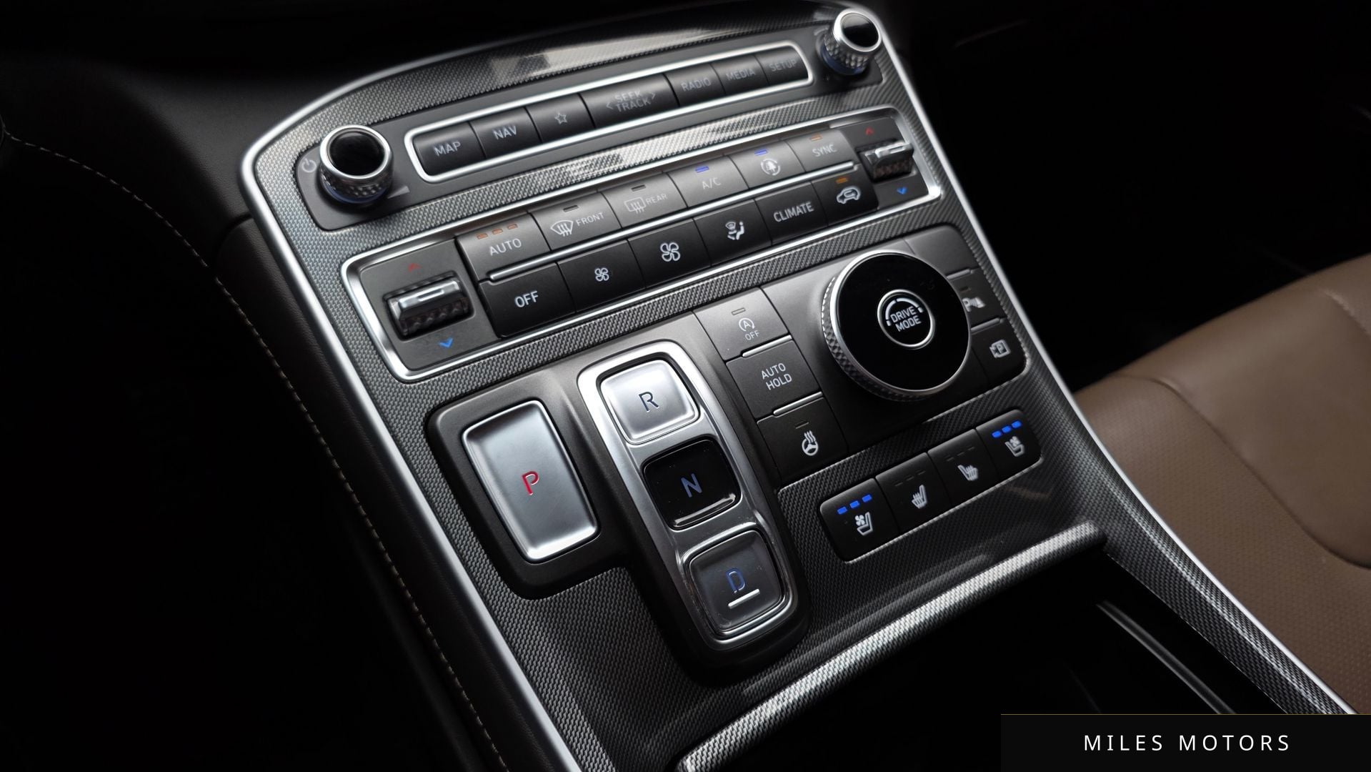 Hyundai Santafe 2021 — миниатюра 12