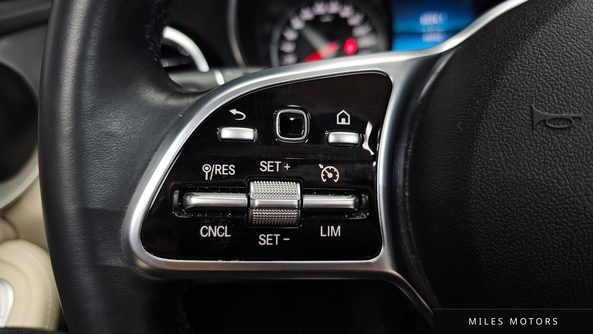 Mercedes-Benz C-클래스 W205 2020 — миниатюра 25