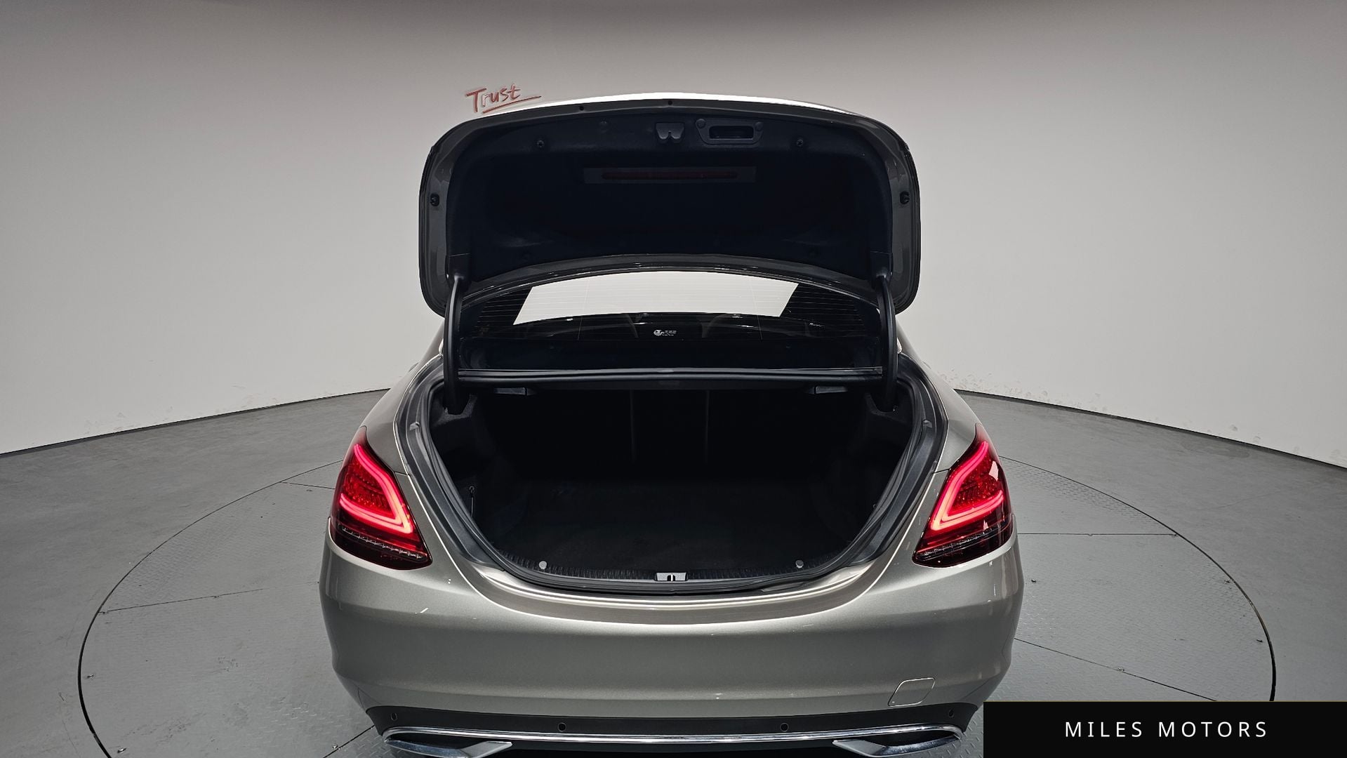 Mercedes-Benz C-클래스 W205 2020 — миниатюра 26