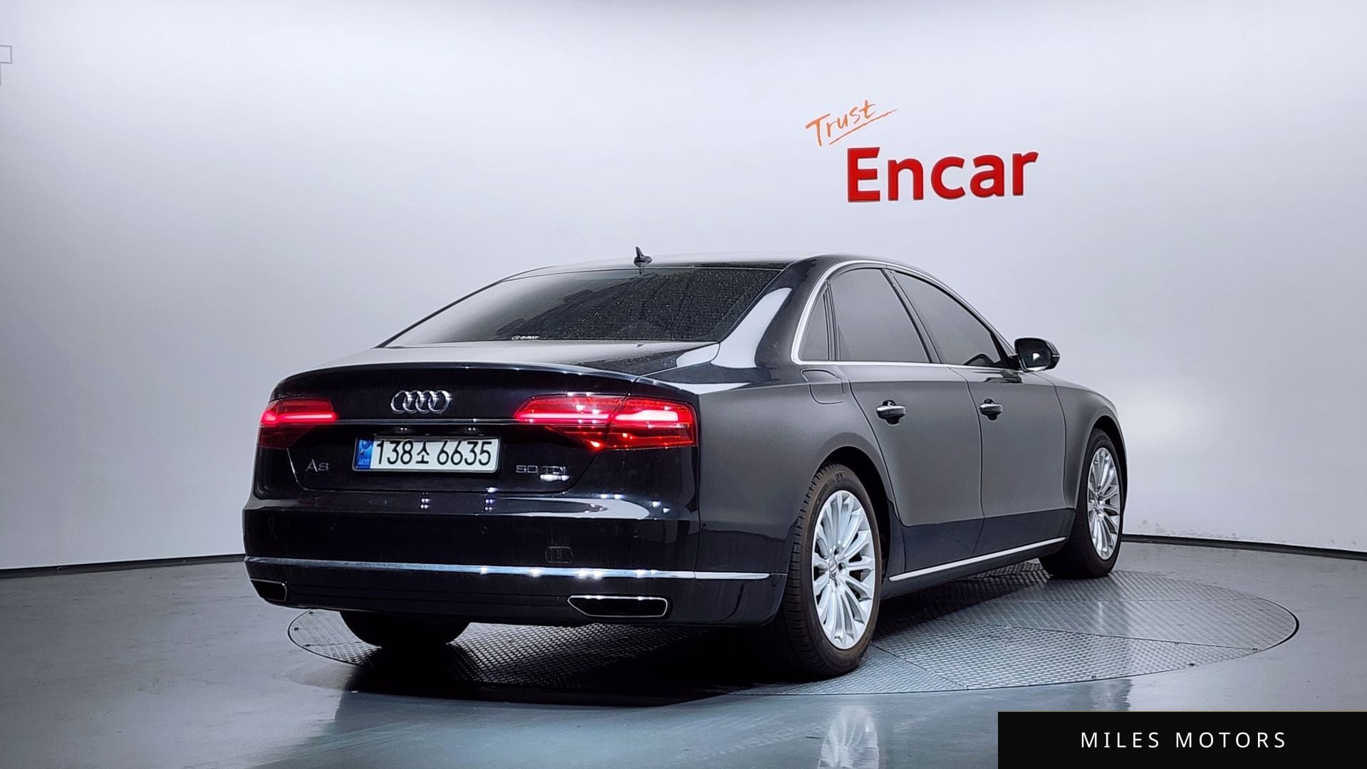 Audi A8 2015 — миниатюра 2
