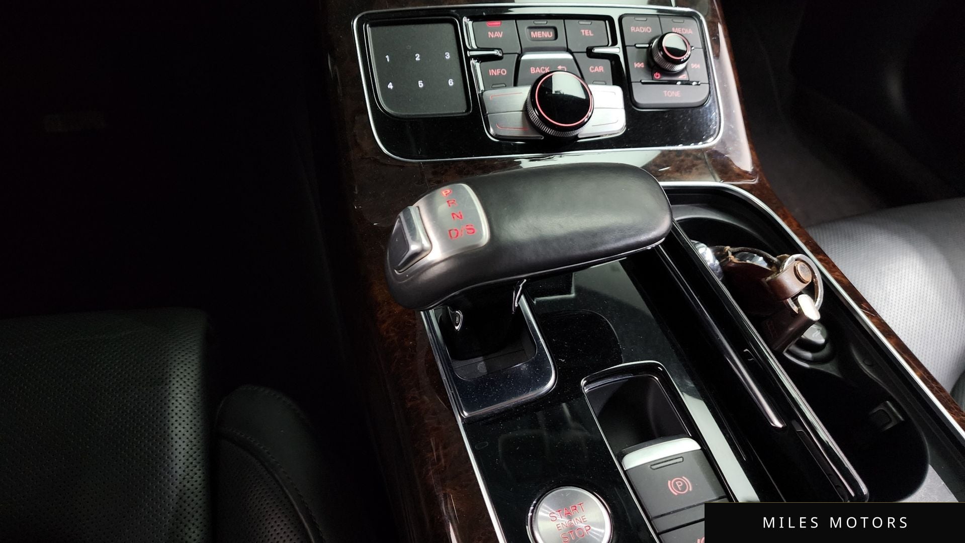 Audi A8 2015 — миниатюра 9