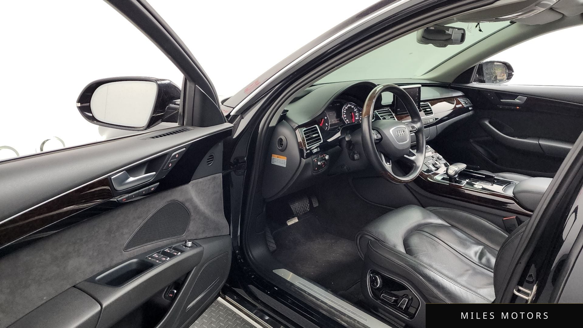 Audi A8 2015 — миниатюра 10