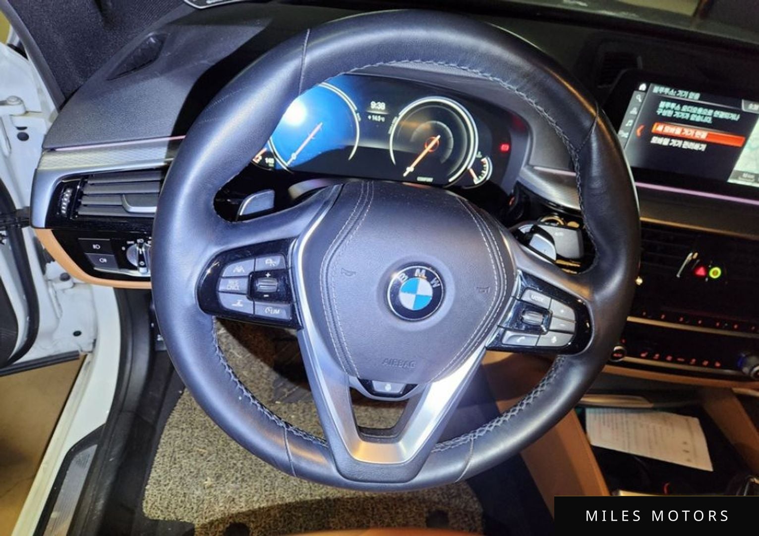 BMW 5시리즈 (G30) 2018 — миниатюра 10