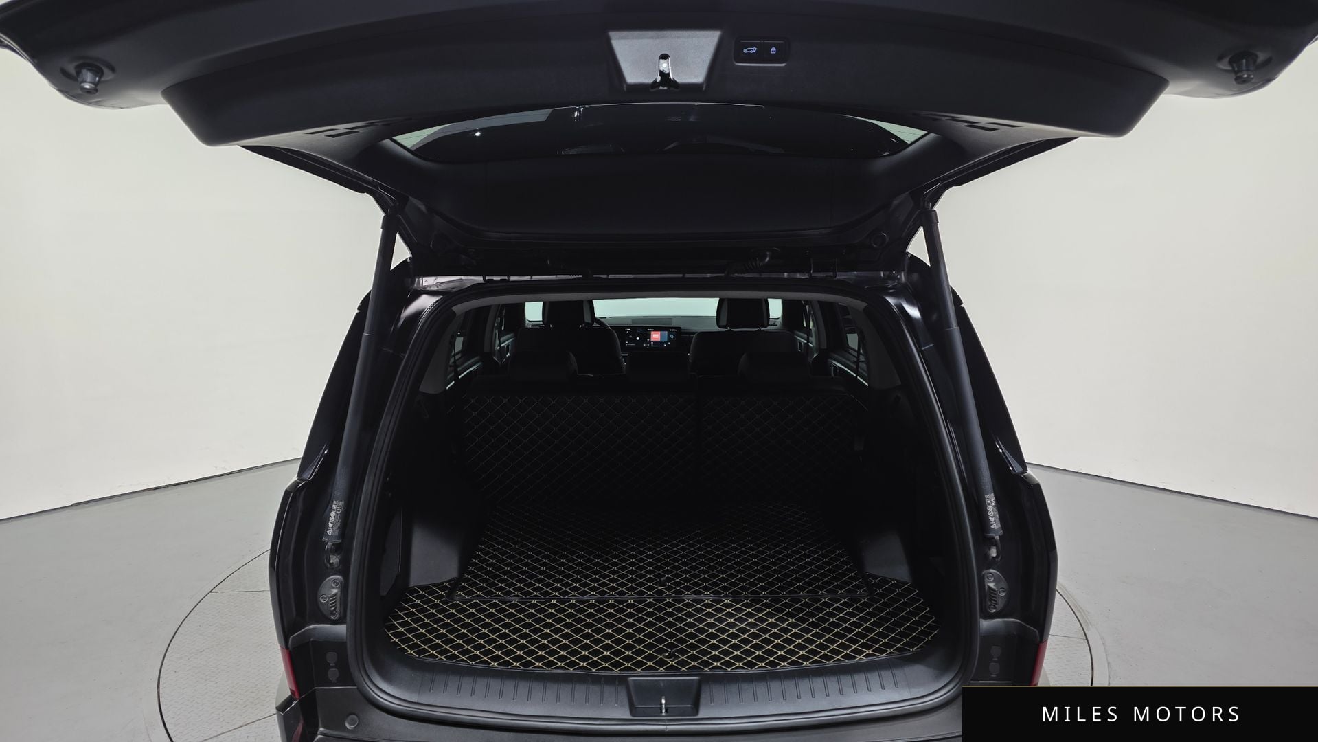 Hyundai Santafe 2024 — миниатюра 33