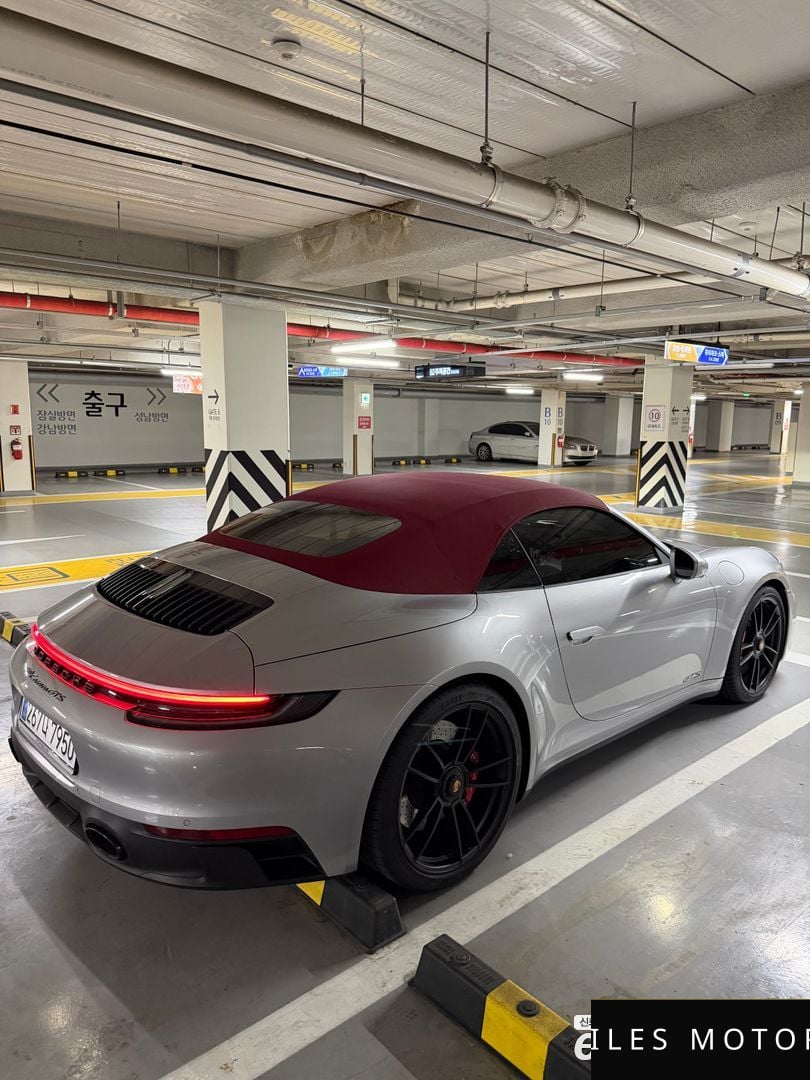 Porsche 911 (992) 2024 — миниатюра 4