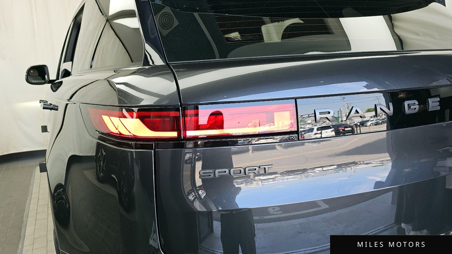 Land Rover Range Rover Sport 2023 — миниатюра 9
