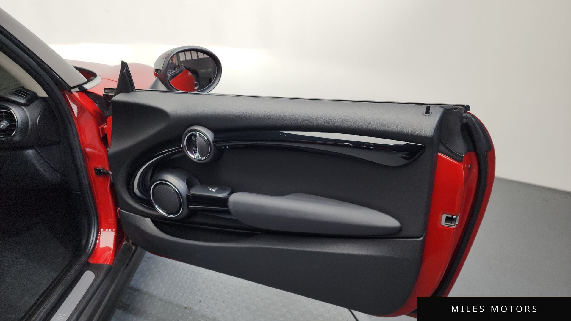 MINI 쿠퍼 S 2018 — миниатюра 15