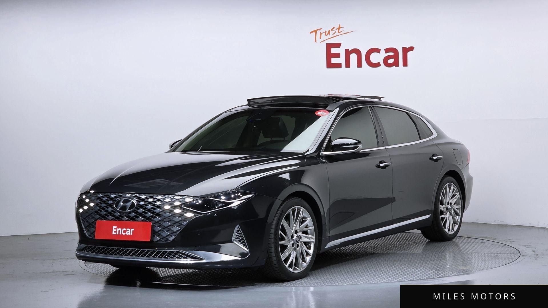 Hyundai Grandeur 2020 — фото 1 из 12