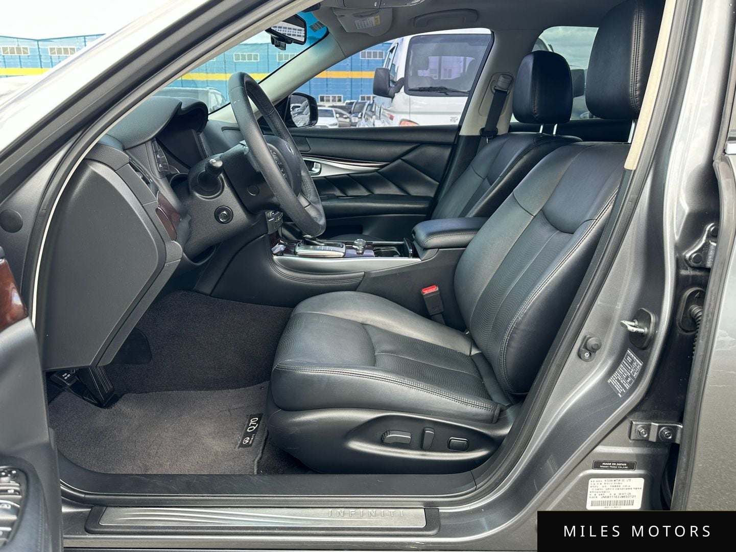 Infiniti Q70 2018 — миниатюра 13