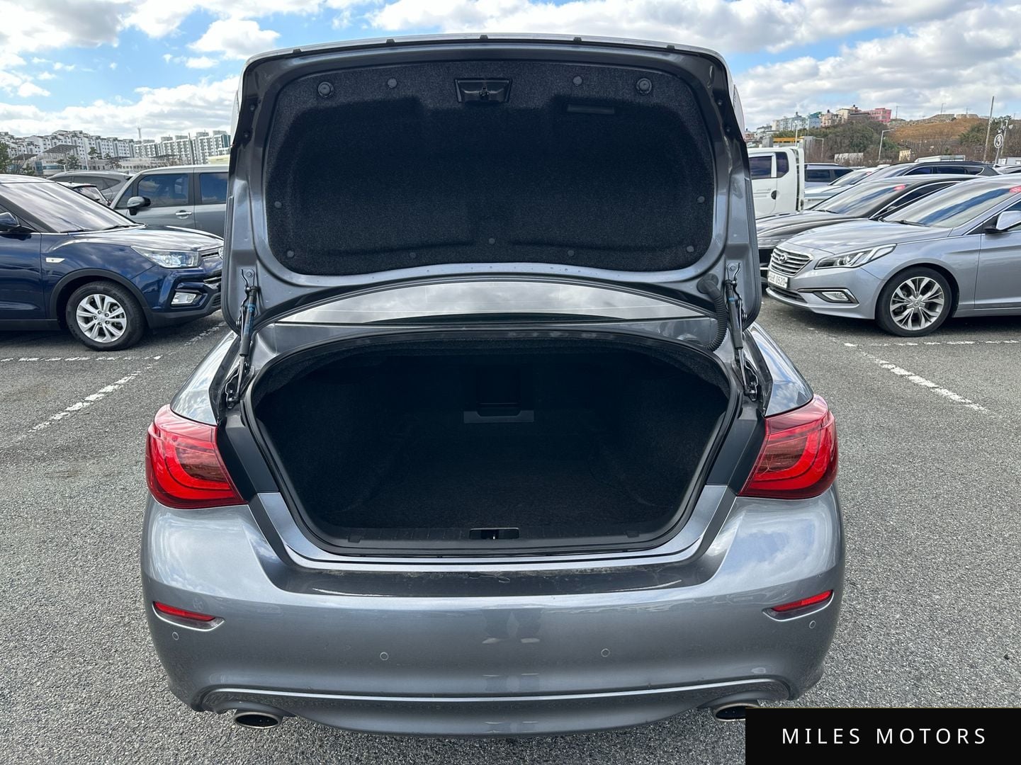 Infiniti Q70 2018 — миниатюра 19