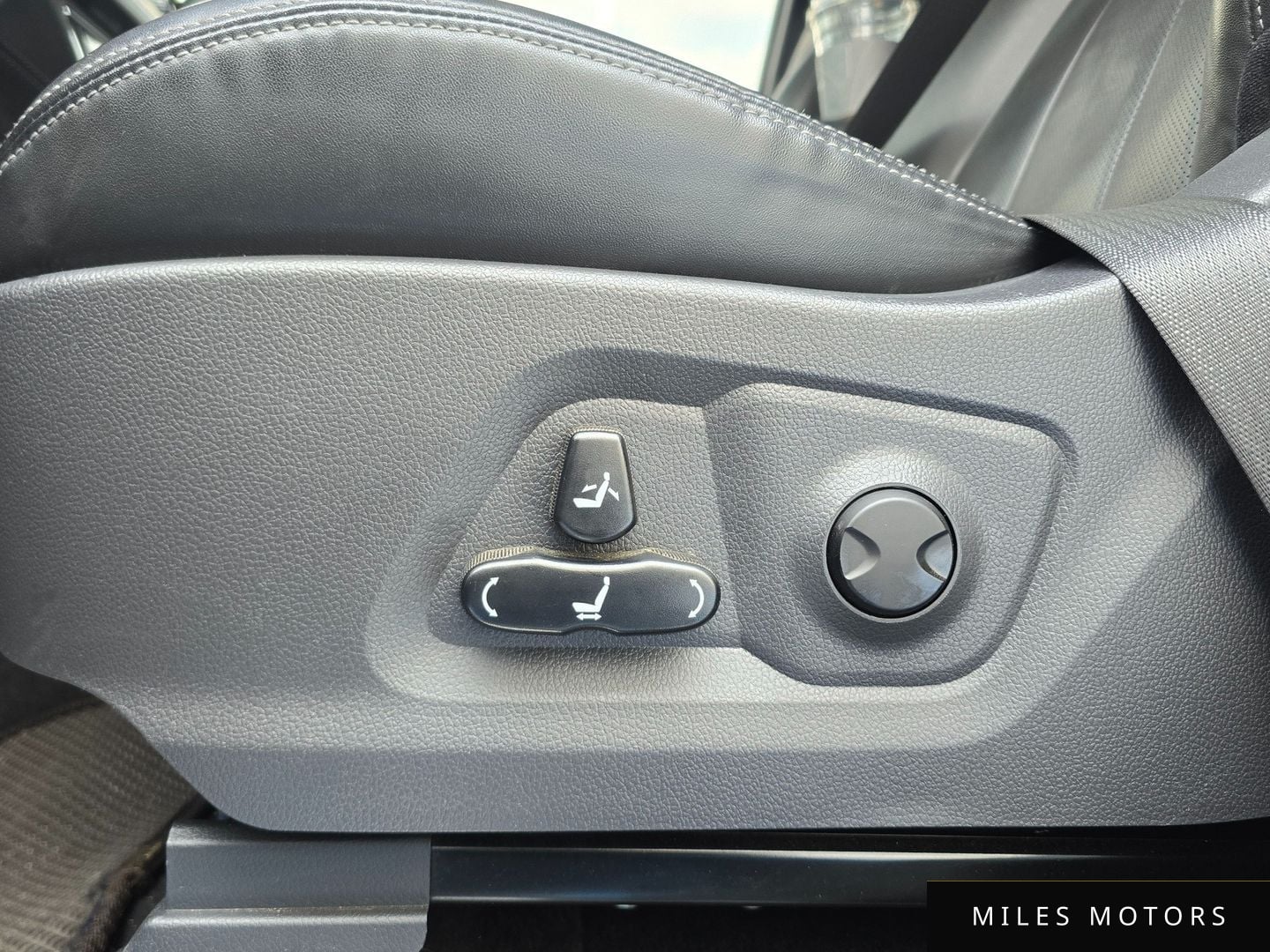 KG Mobility Rexton 2023 — миниатюра 10
