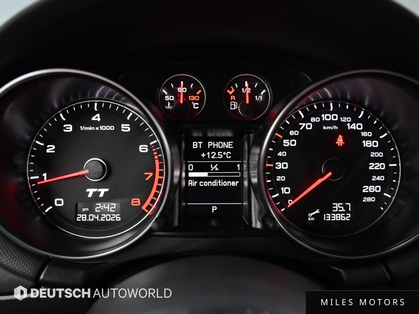 Audi TT 2013 — миниатюра 8