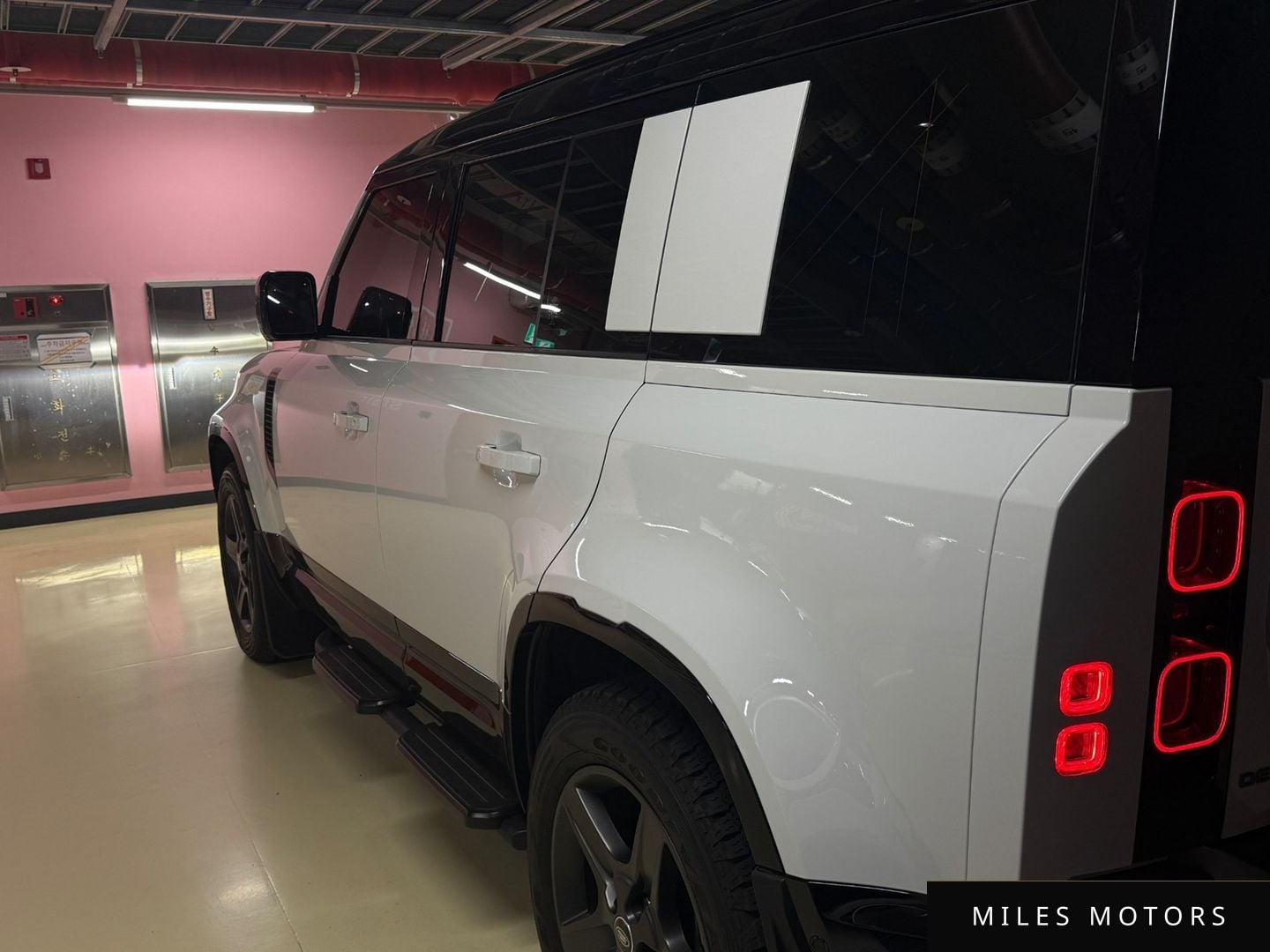 Land Rover Defender 2025 — миниатюра 2