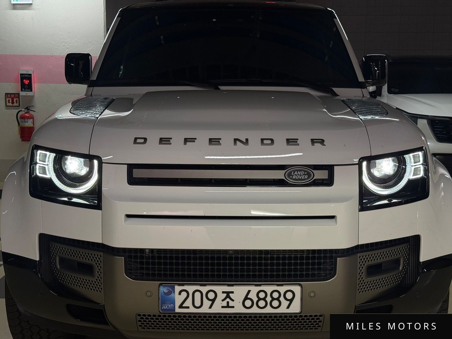 Land Rover Defender 2025 — миниатюра 3