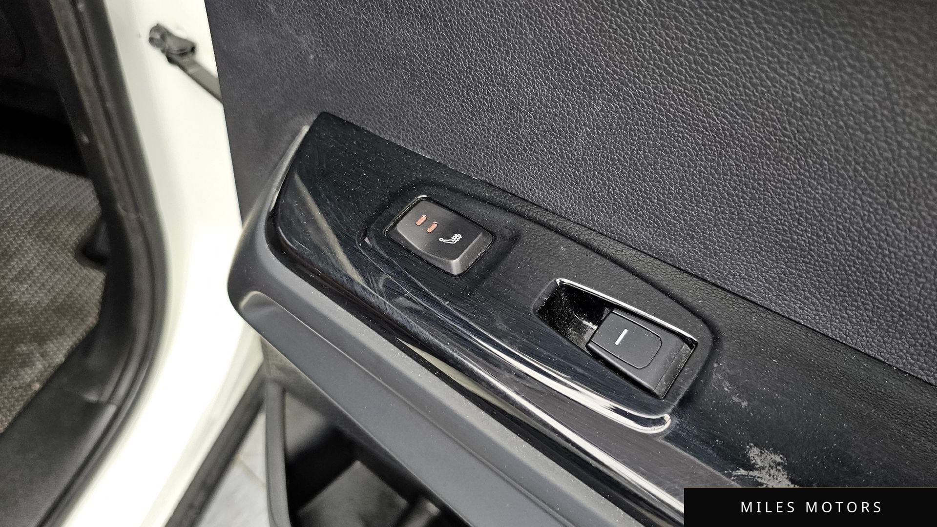 KG Mobility 토레스 2023 — миниатюра 25