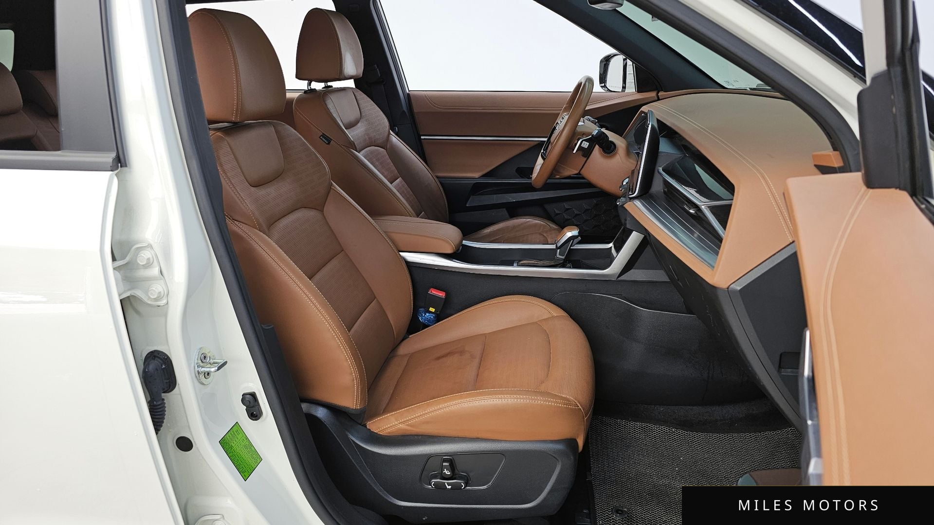 KG Mobility 토레스 2023 — миниатюра 16