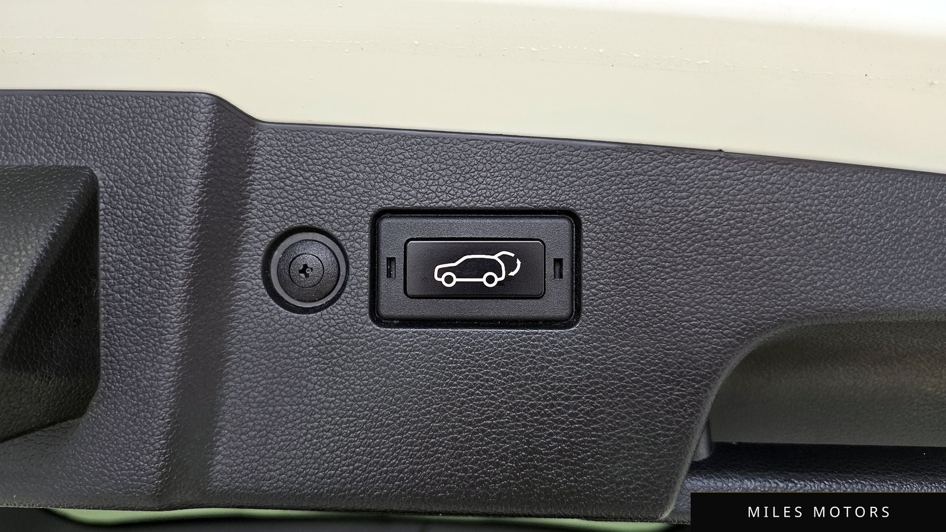 KG Mobility 토레스 2023 — миниатюра 29