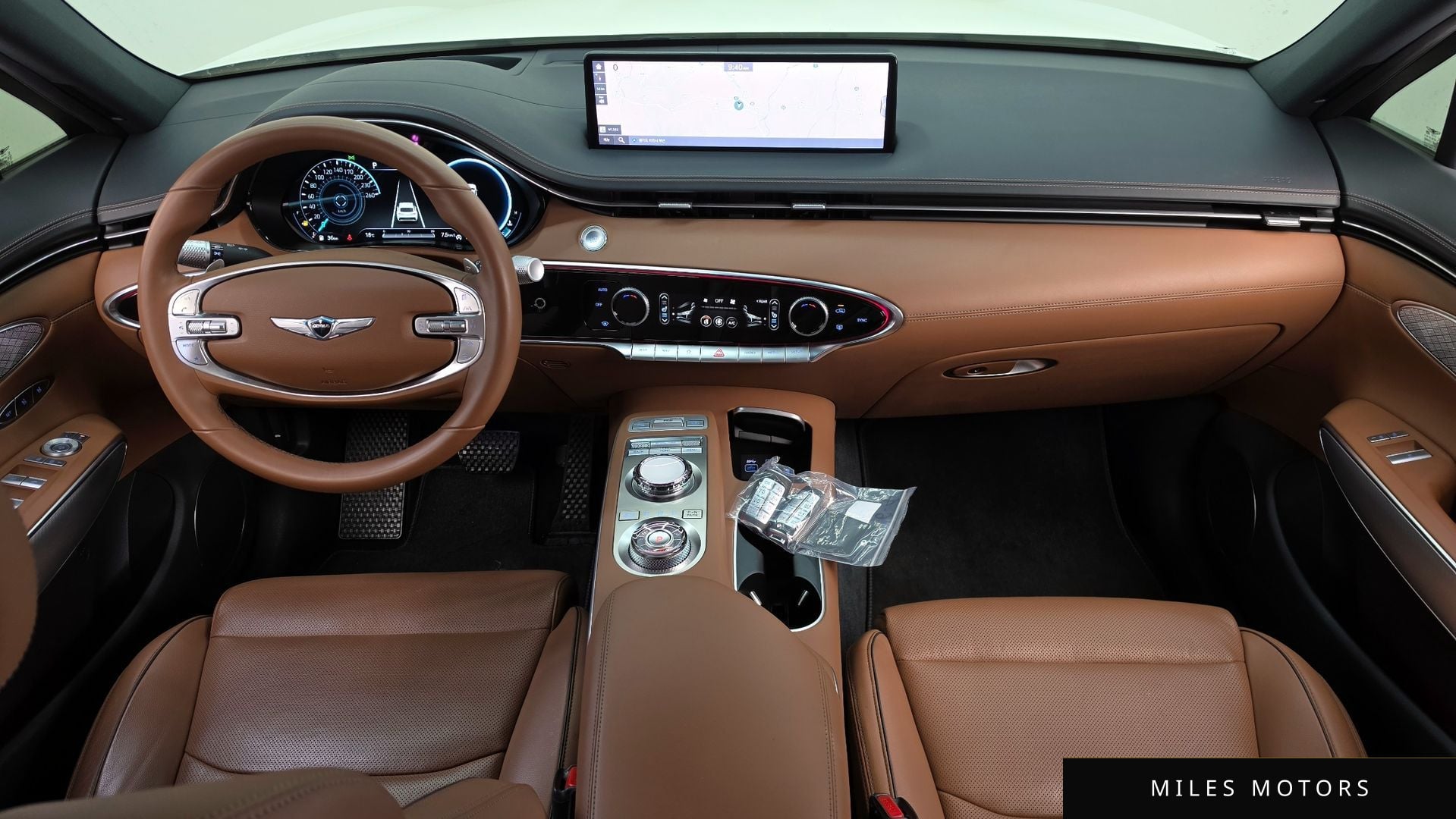 Genesis GV70 2022 — миниатюра 10