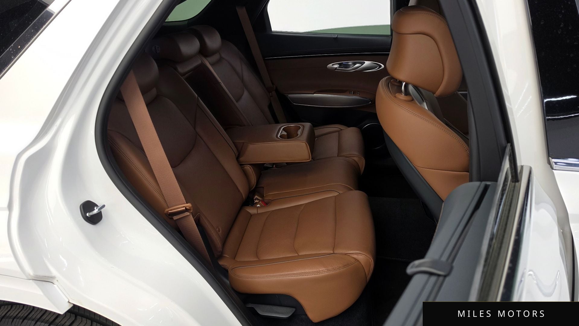 Genesis GV70 2022 — миниатюра 17