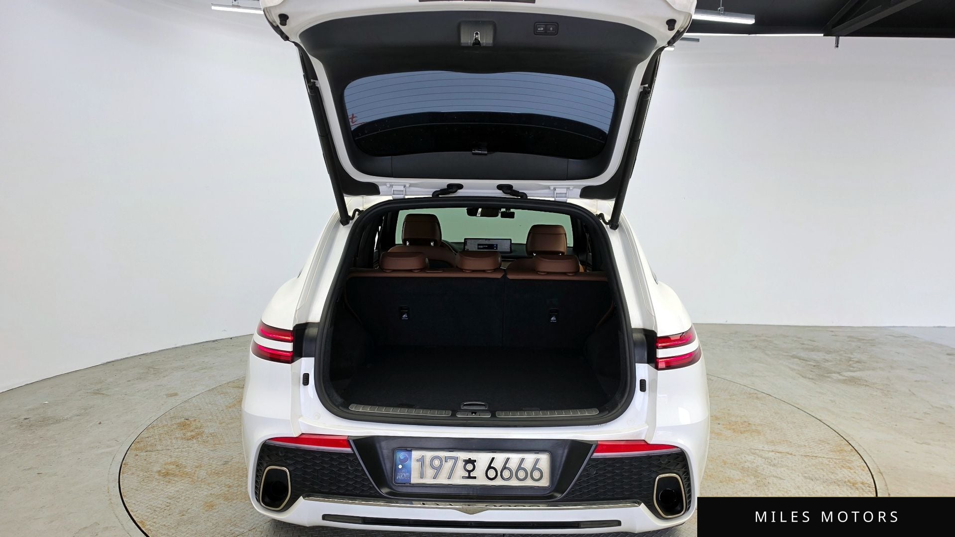 Genesis GV70 2022 — миниатюра 26