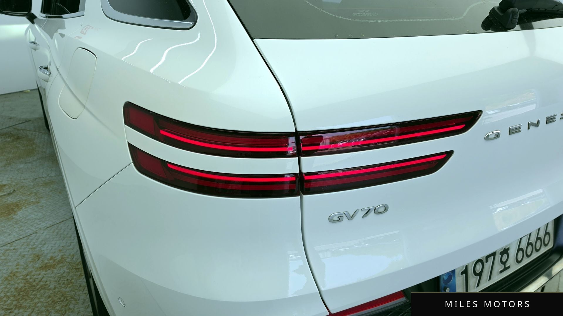 Genesis GV70 2022 — миниатюра 9