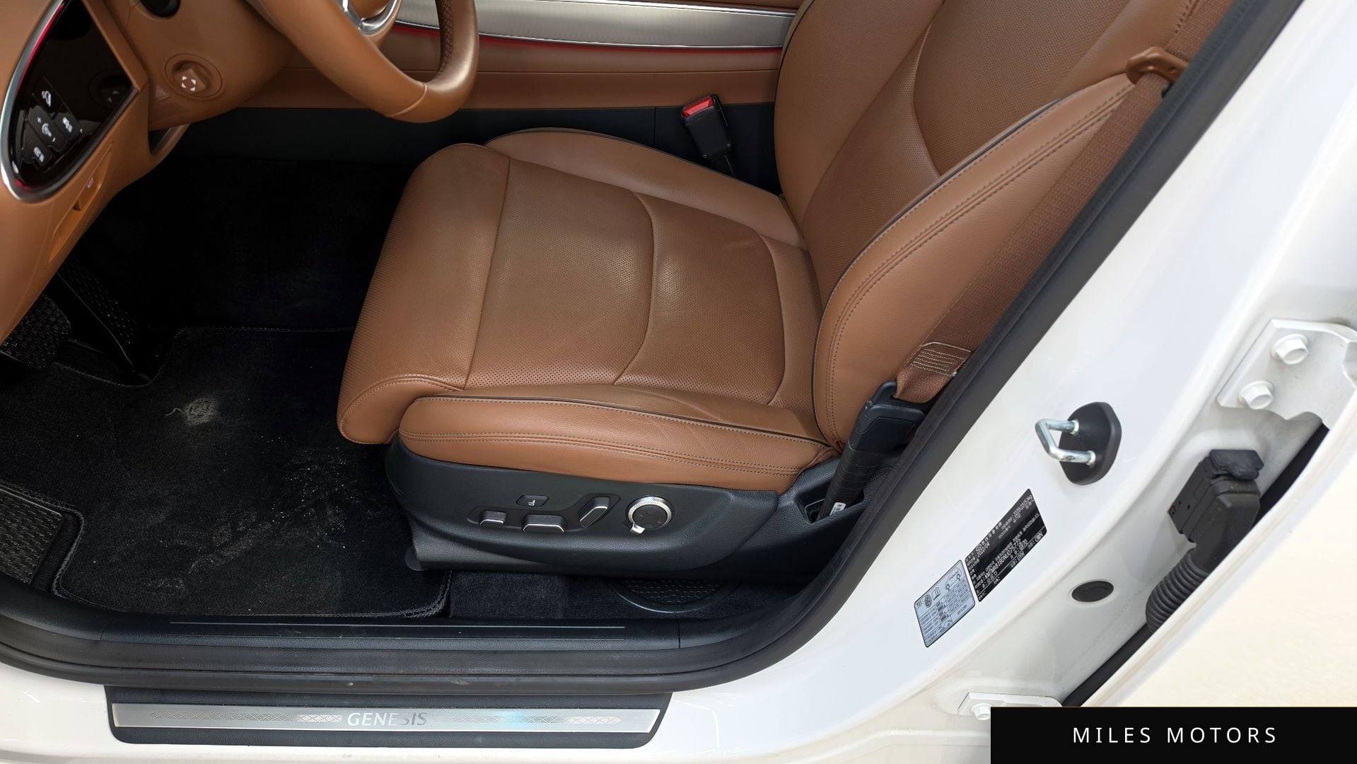 Genesis GV70 2022 — миниатюра 30