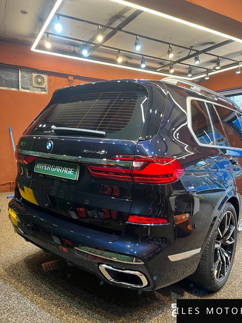 BMW X7 (G07) 2022 — миниатюра 2