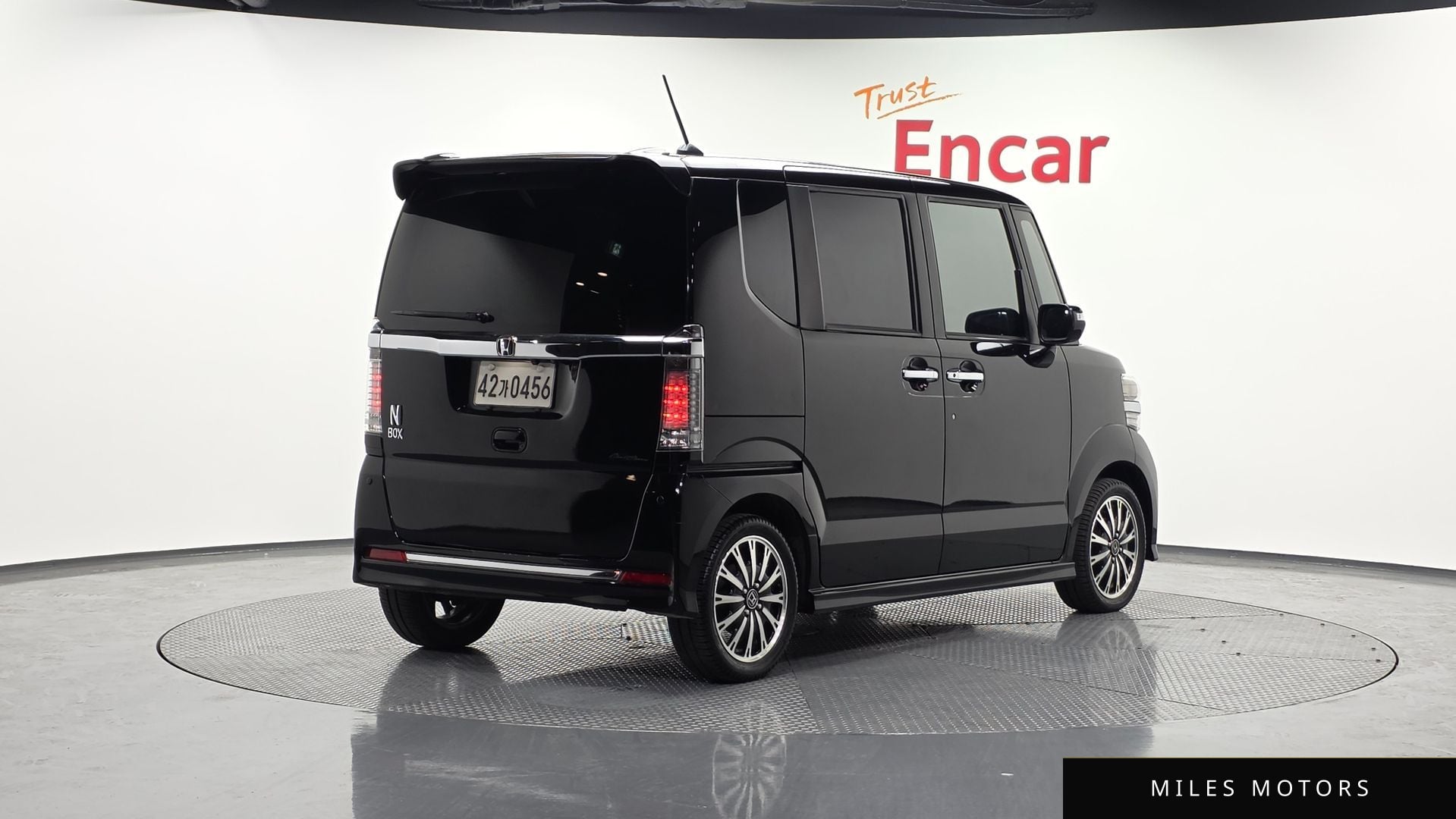 Honda N-BOX 2016 — миниатюра 2