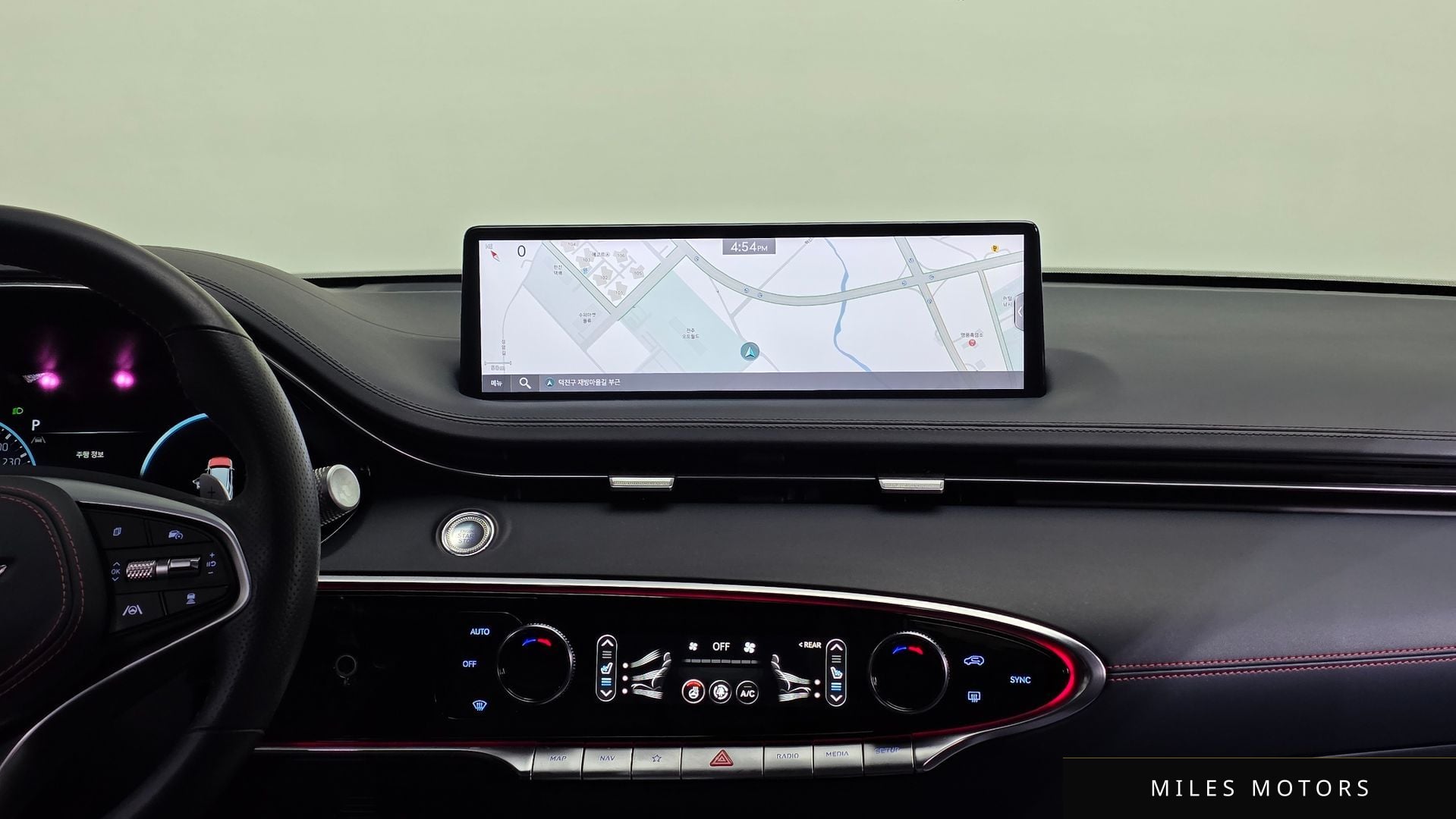 Genesis GV70 2023 — миниатюра 15