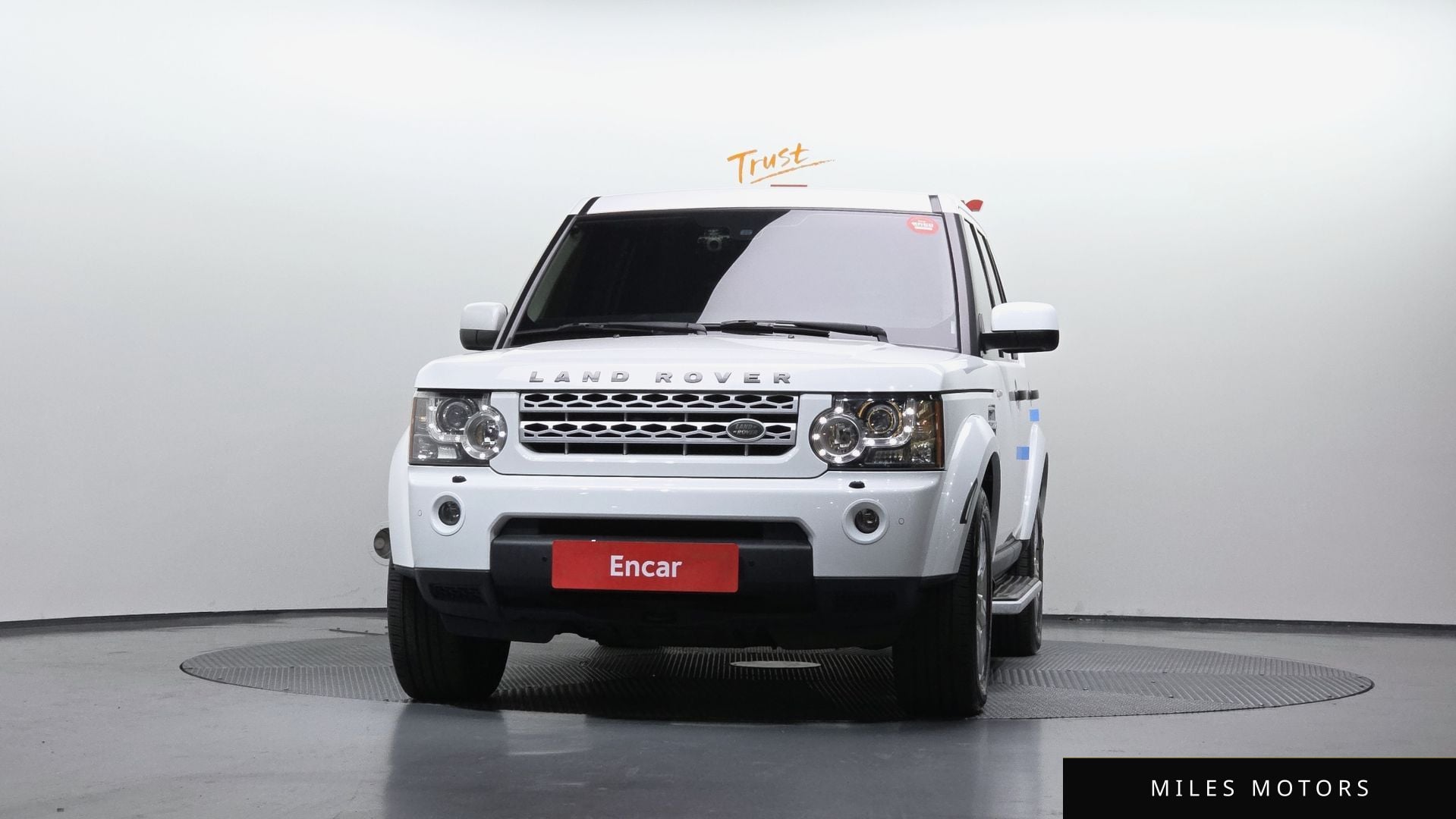 Land Rover Discovery 2013 — миниатюра 3