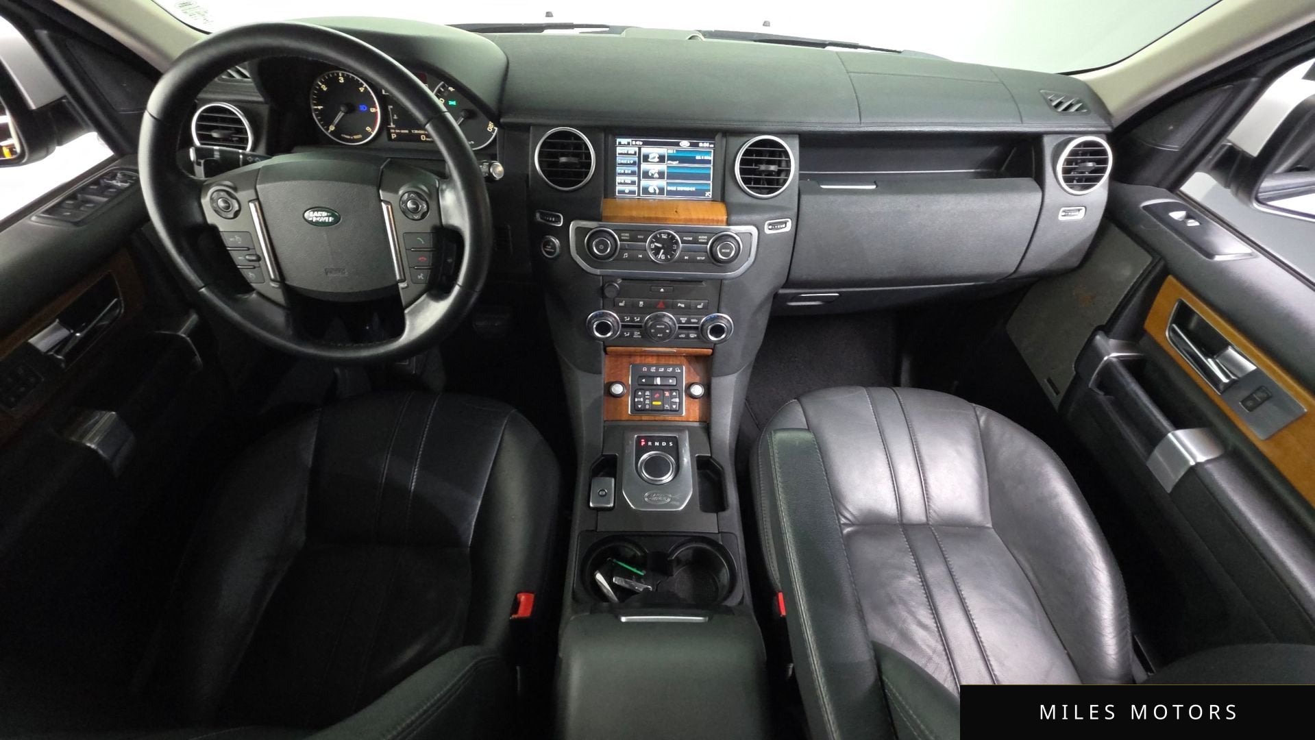 Land Rover Discovery 2013 — миниатюра 7