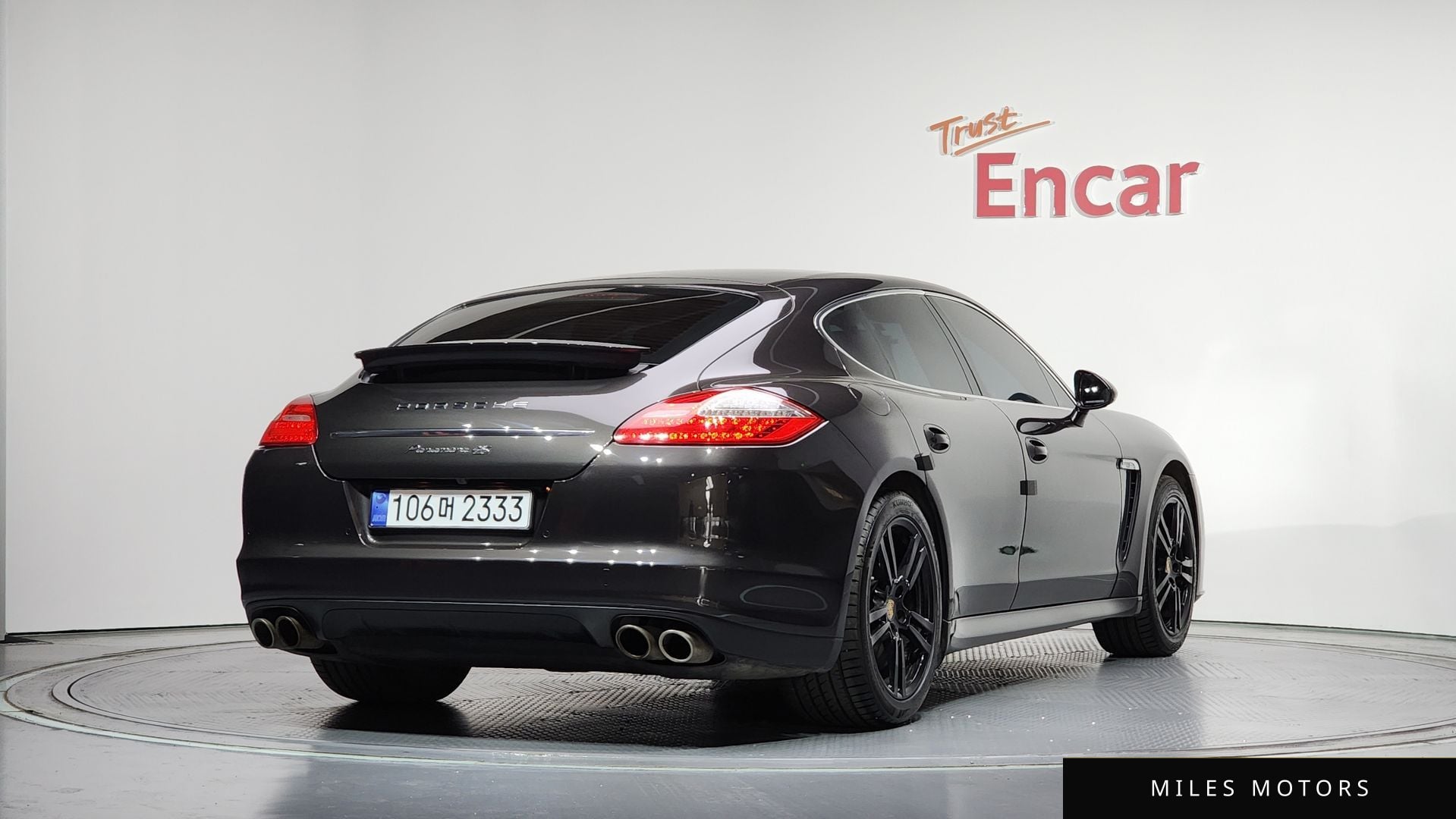 Porsche Panamera 2011 — миниатюра 2
