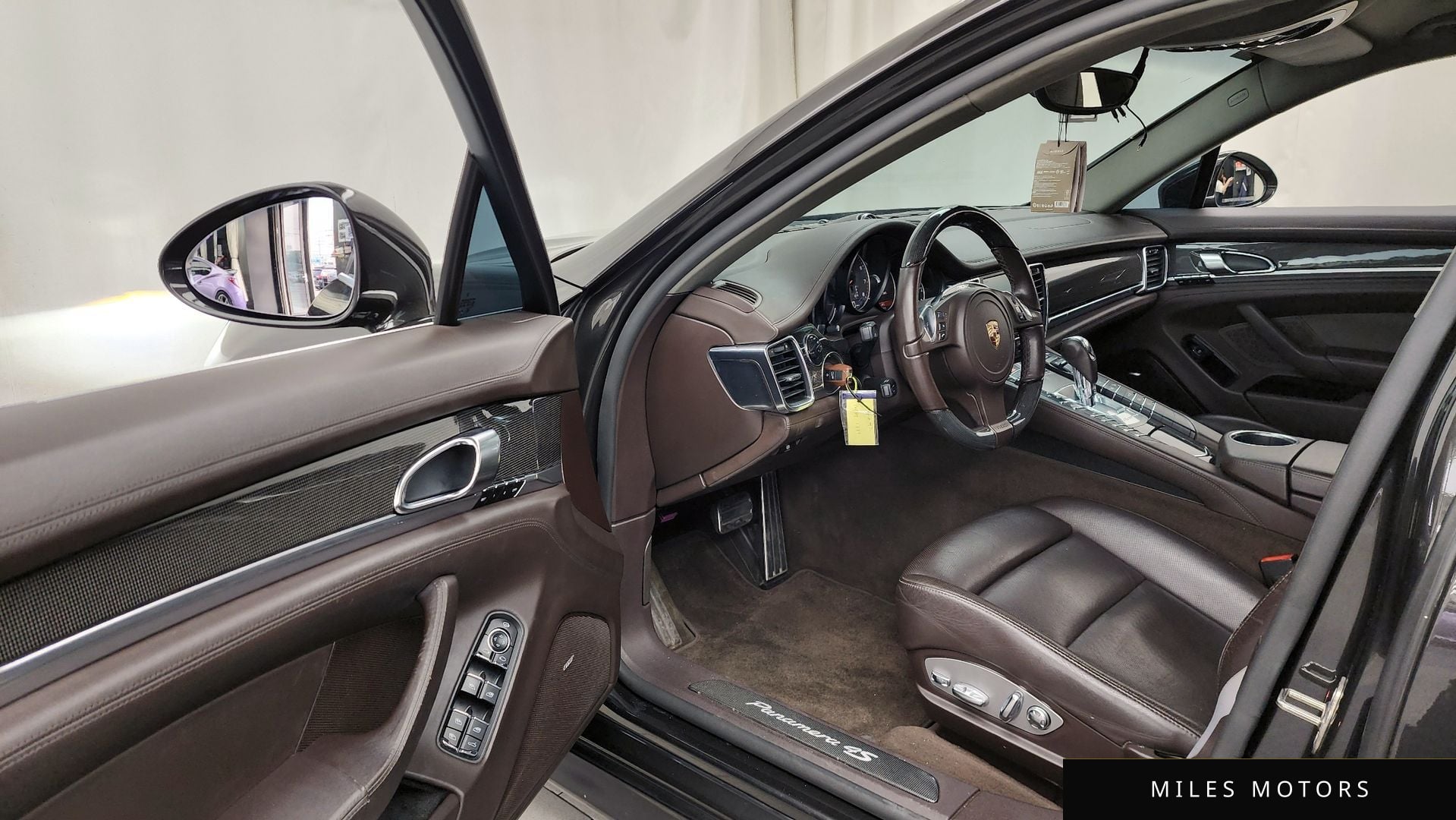 Porsche Panamera 2011 — миниатюра 10