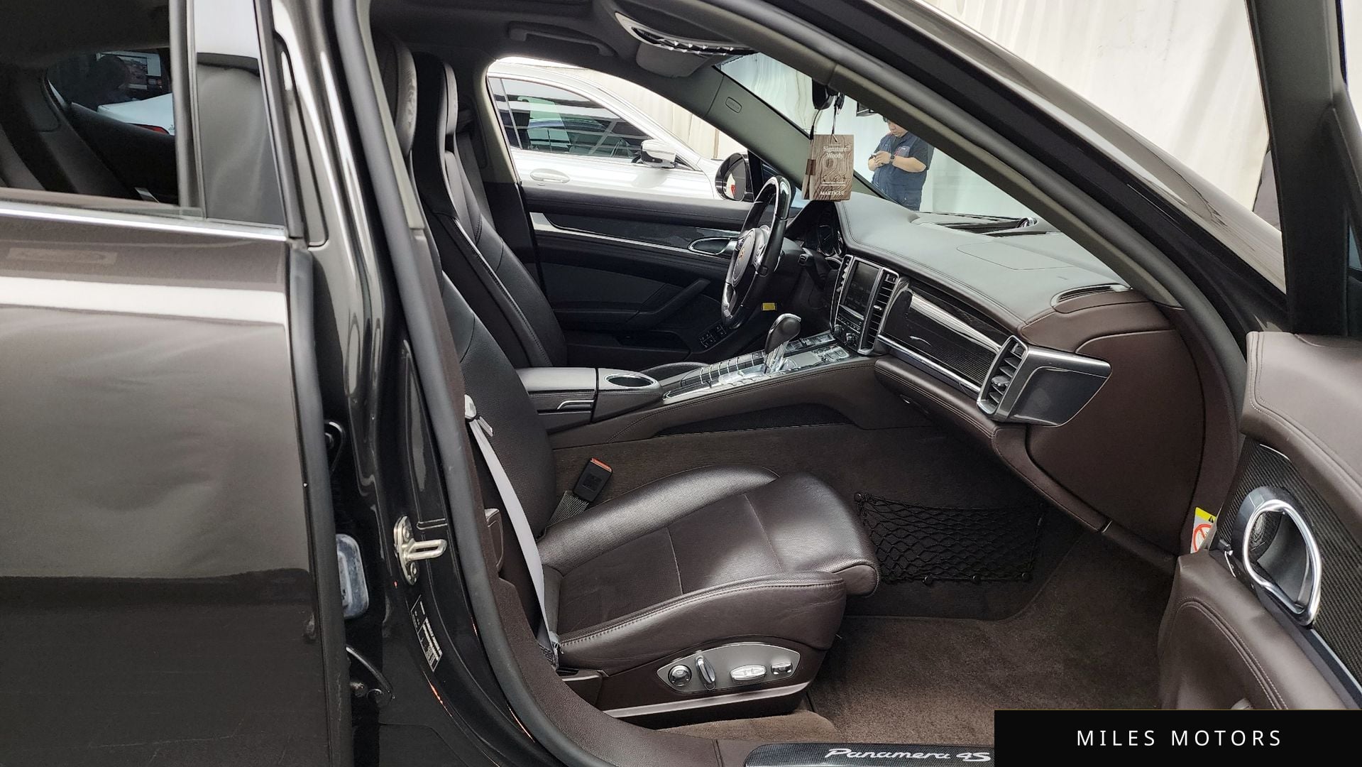 Porsche Panamera 2011 — миниатюра 11