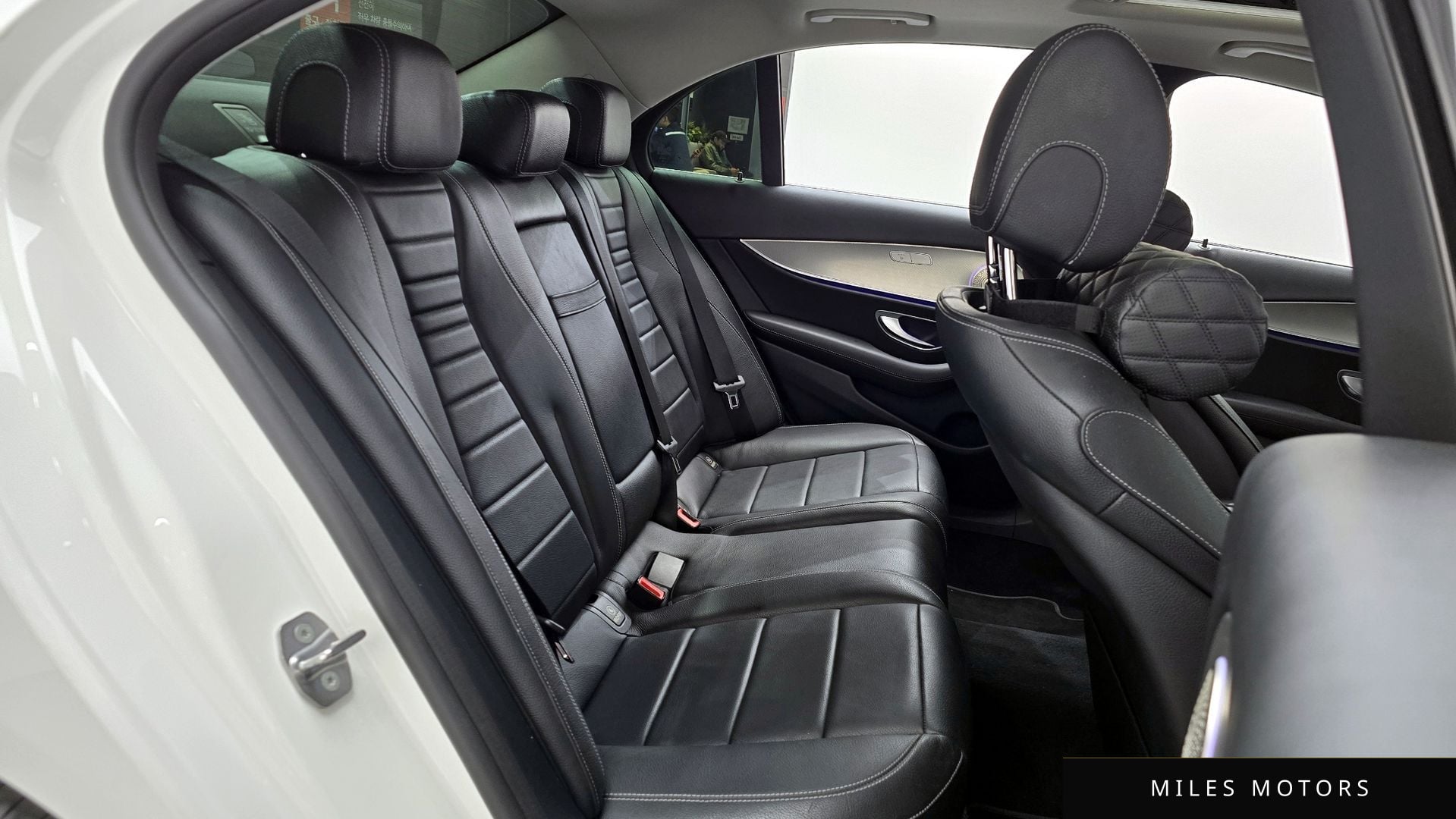 Mercedes-Benz E-Class W213 2017 — миниатюра 11